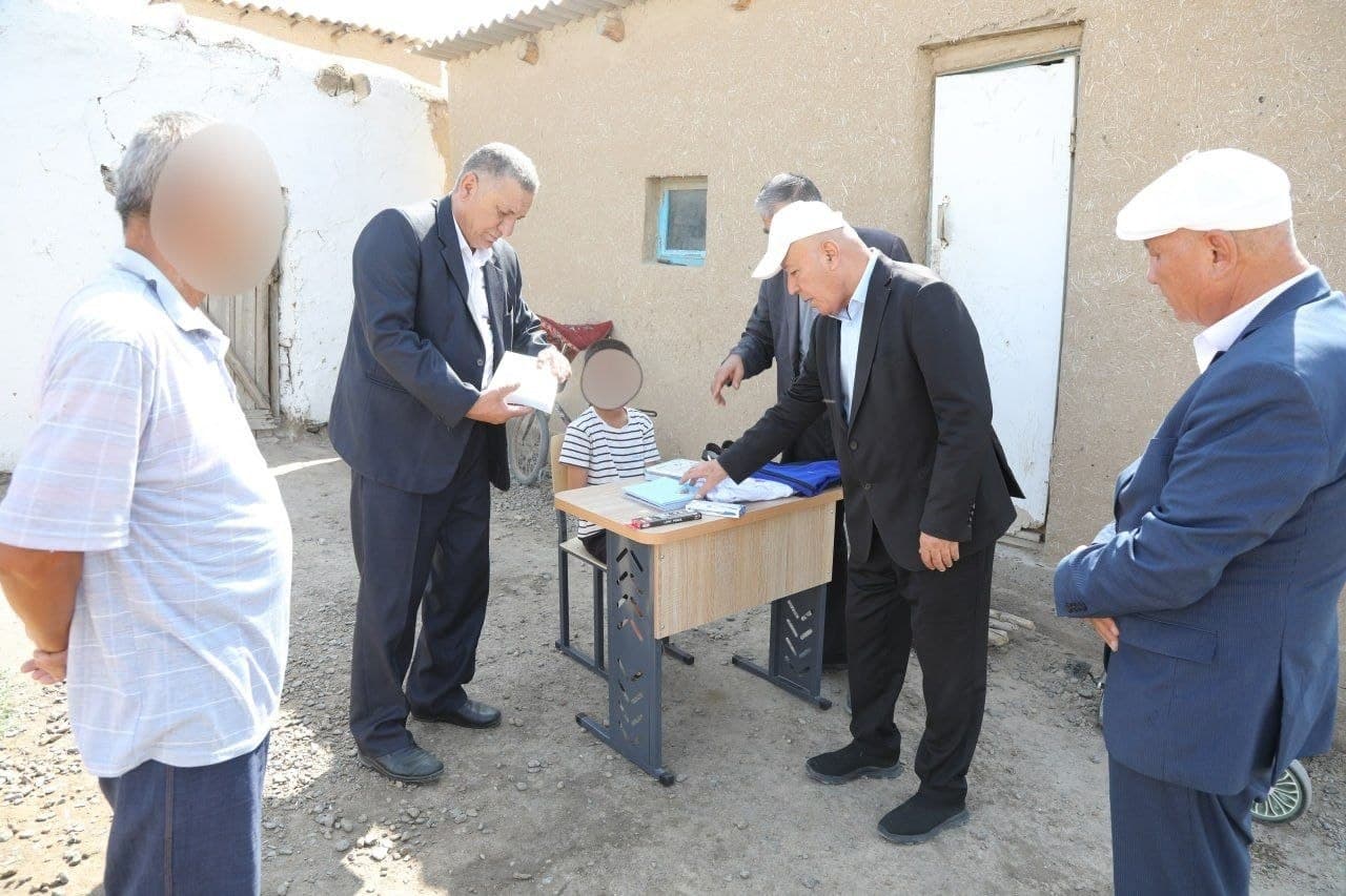 "Kambag‘allikdan farovonlik sari" dasturi ijrosi