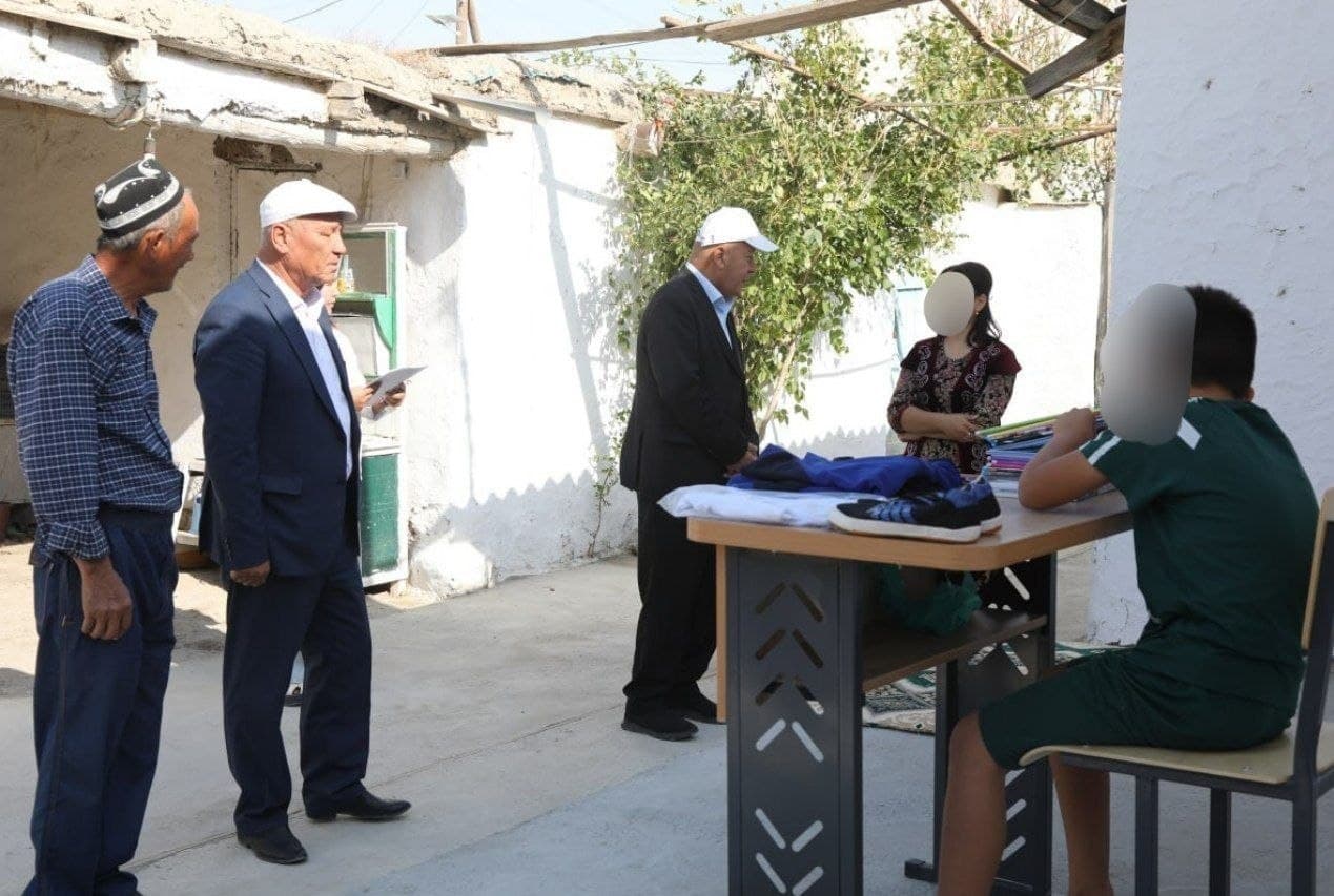"Kambag‘allikdan farovonlik sari" dasturi ijrosi