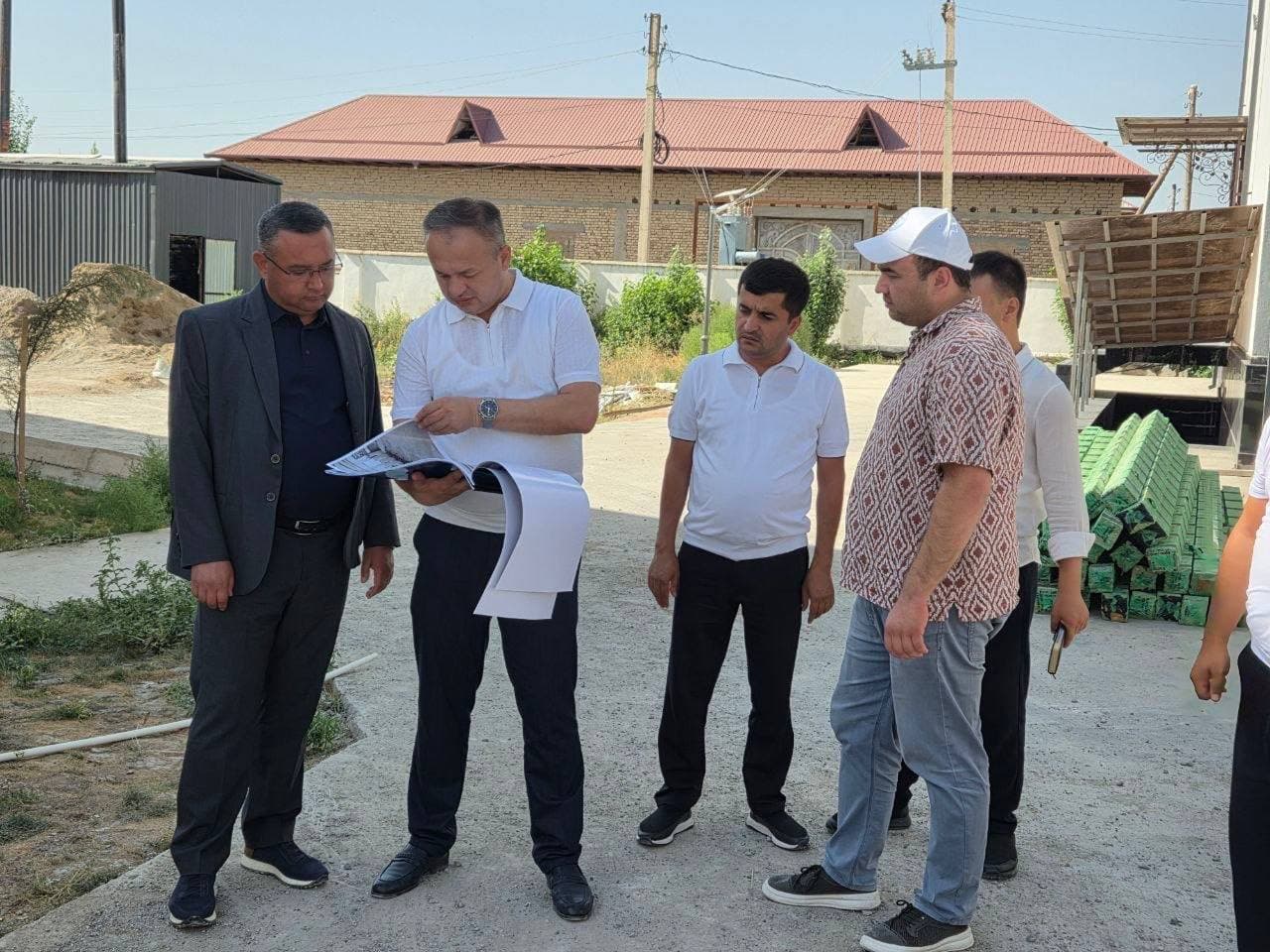 #Mustaqillik_35_yil Shahrisabz shahar hokimi institutdagi bunyodkorlik ishlari bilan tanishdi