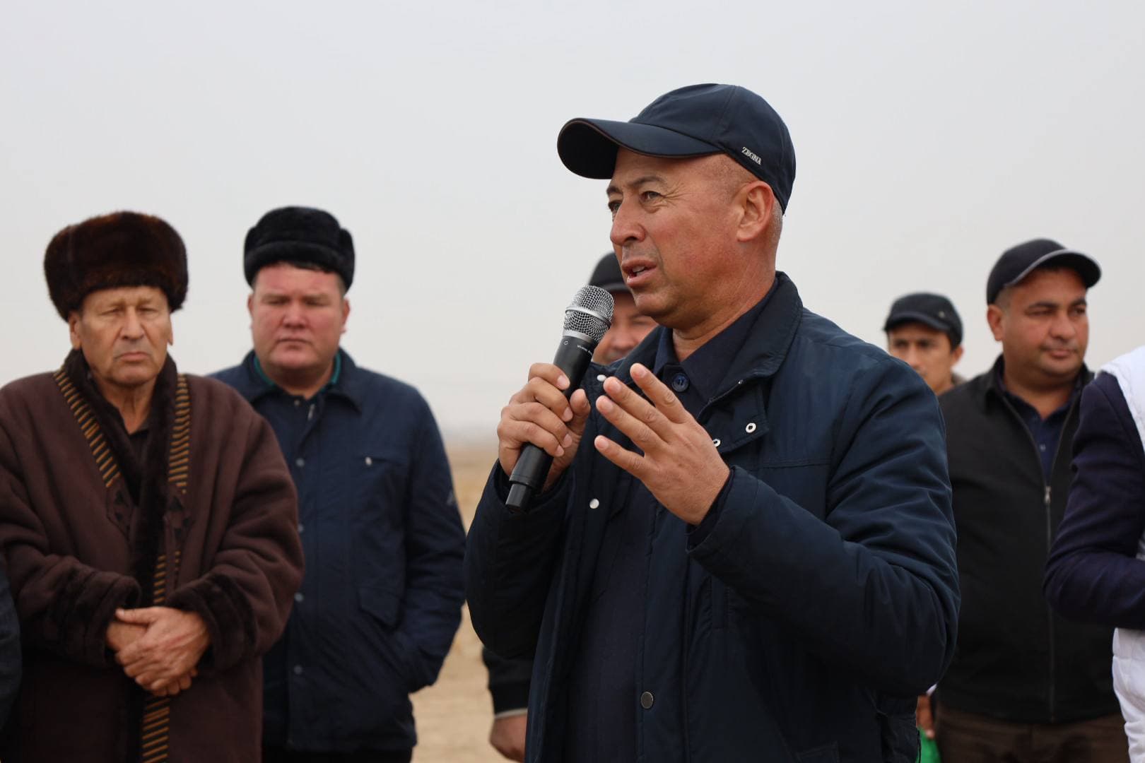 В пустынных территориях Миришкорского района проведён крупный практический-показательный семинар по восстановлению пастбищ