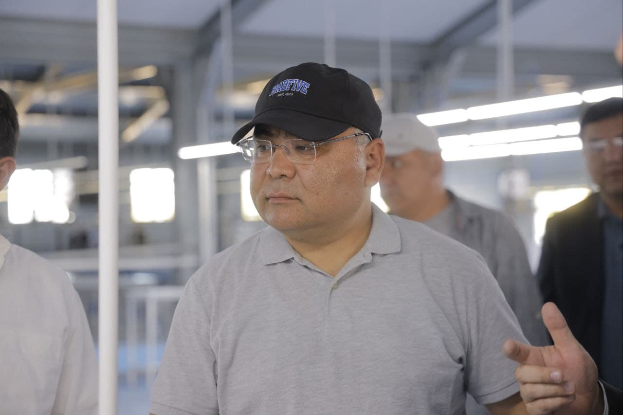 Завод прилагает все усилия, чтобы обеспечить занятость населения