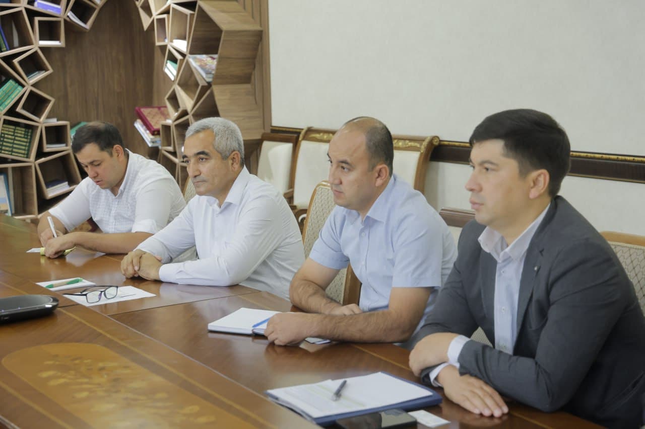 В Узбекистане строят современные теплицы по корейской технологии