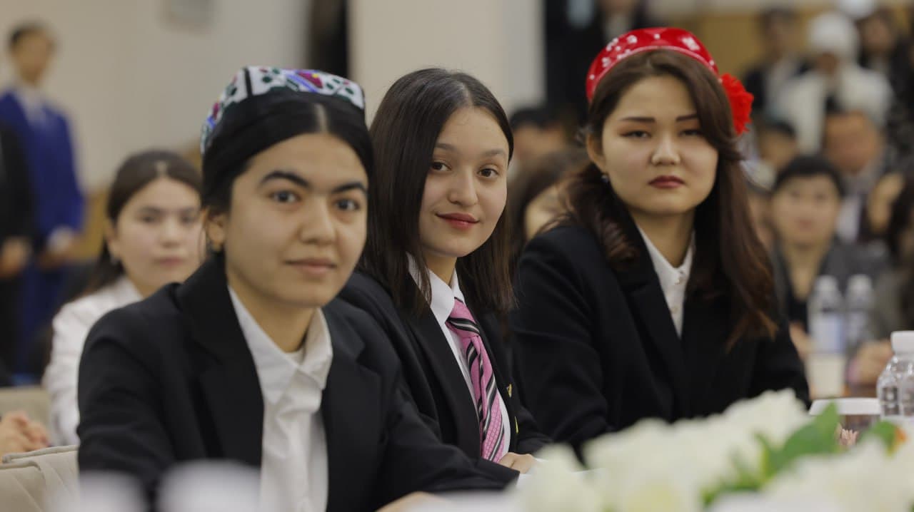 "Yangi Oʻzbekistonda ilm-fan qaldirgʻochlari" mavzusida ilmiy-amaliy anjuman boʻlib oʻtdi