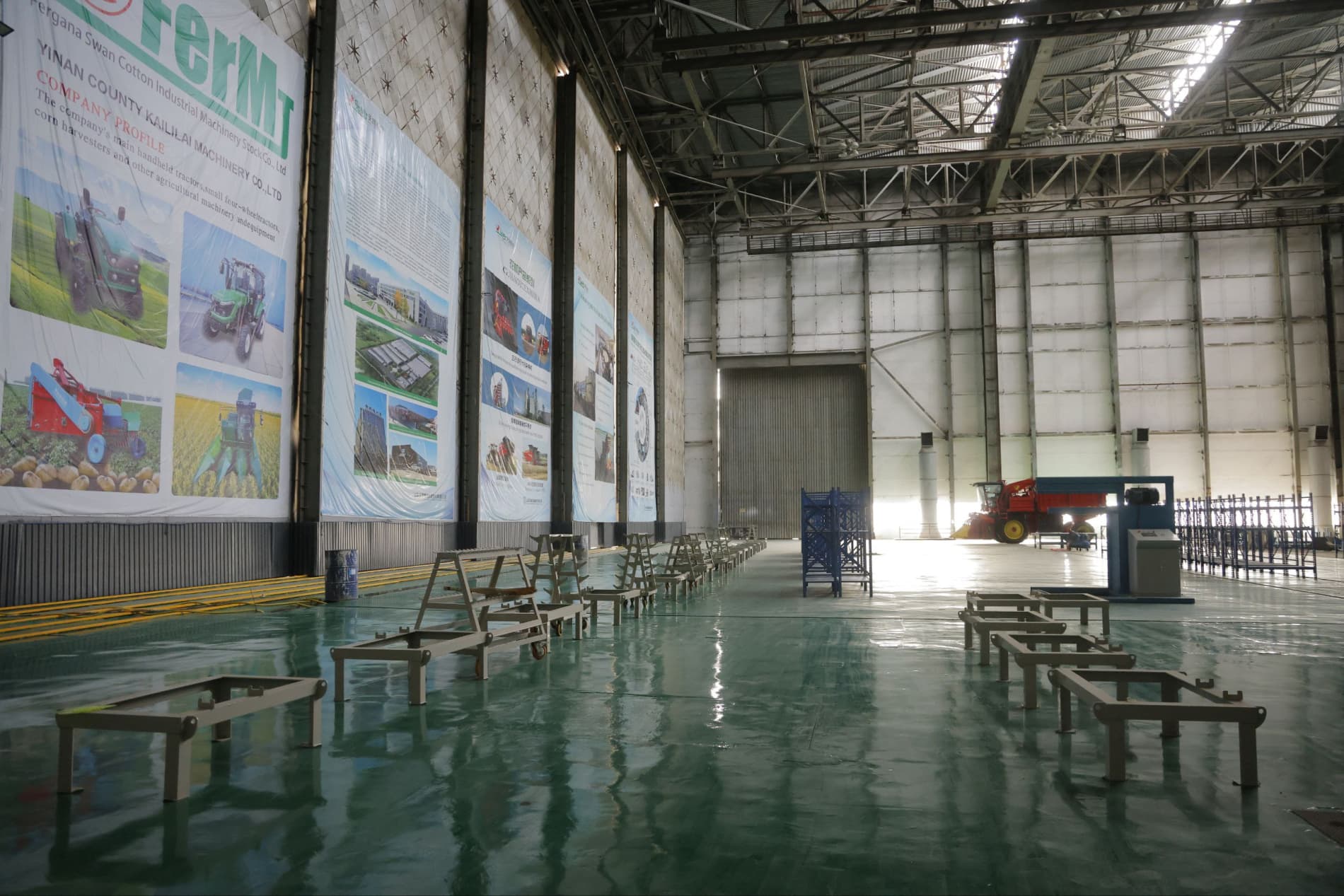 Farg‘onada zamonaviy paxta terish texnikalari yig‘ilmoqda