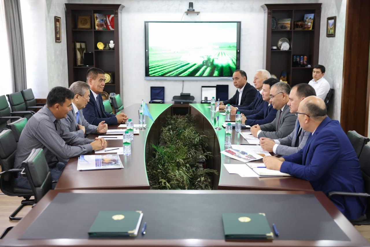 Узбекистан и Казахстан расширяют сотрудничество в аграрной сфере