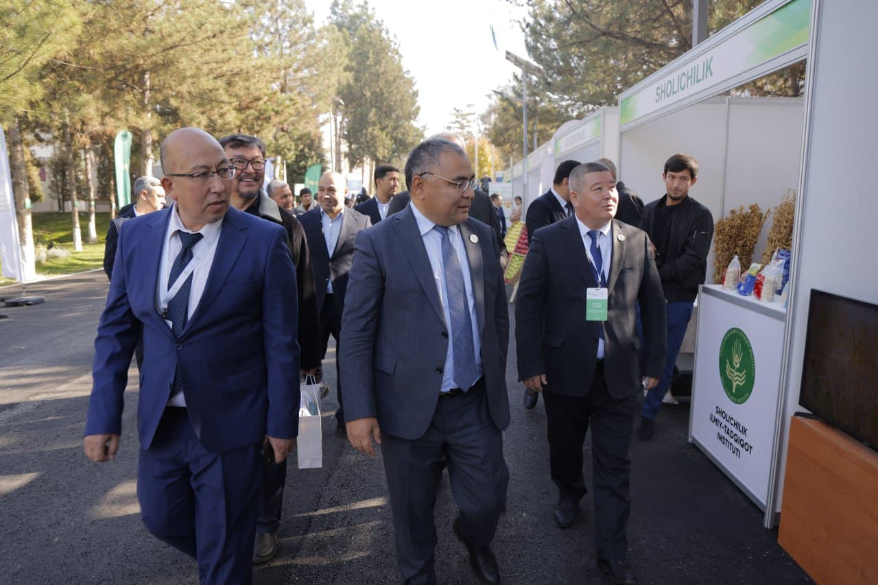 Сочетание науки и практики: в Ташкентском государственном аграрном университете организована сельскохозяйственная выставка