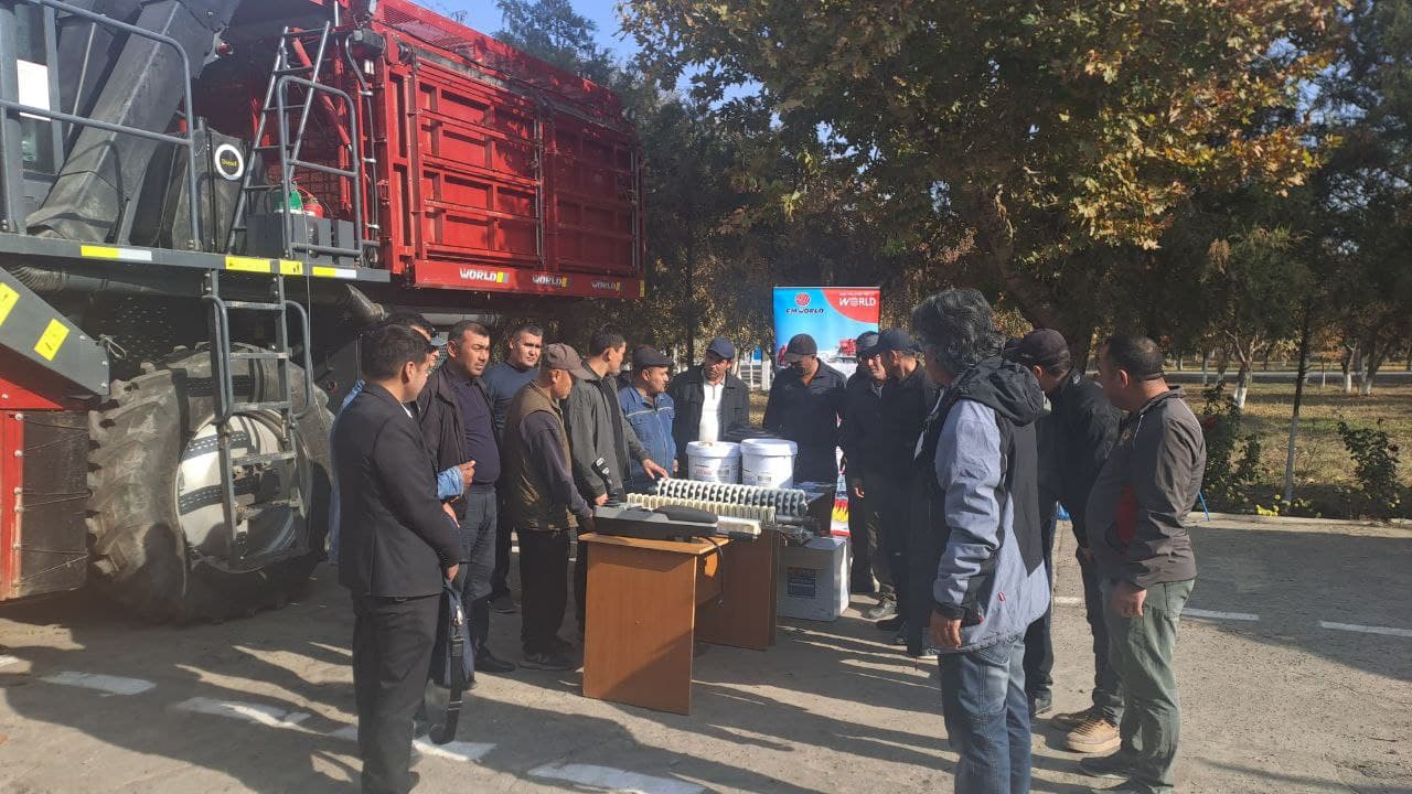 Paxta terimi sifatini oshiruvchi omil: mexanizatorlar amaliy mashg‘ulotlarda yangi bilimlarga ega bo‘lishmoqda