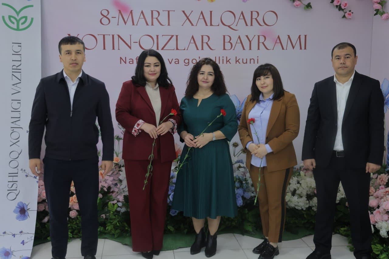 Наши женщины — яркий символ развития страны