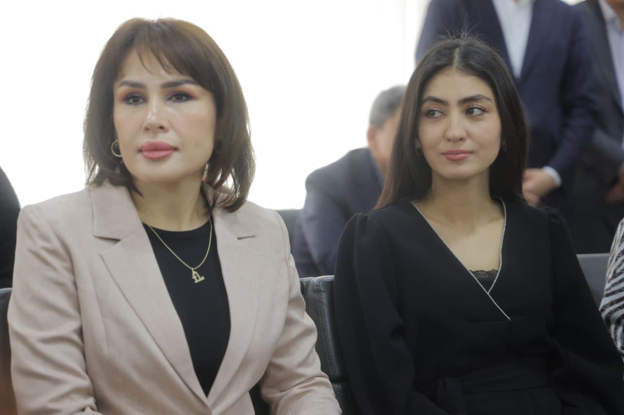 Наши женщины — яркий символ развития страны