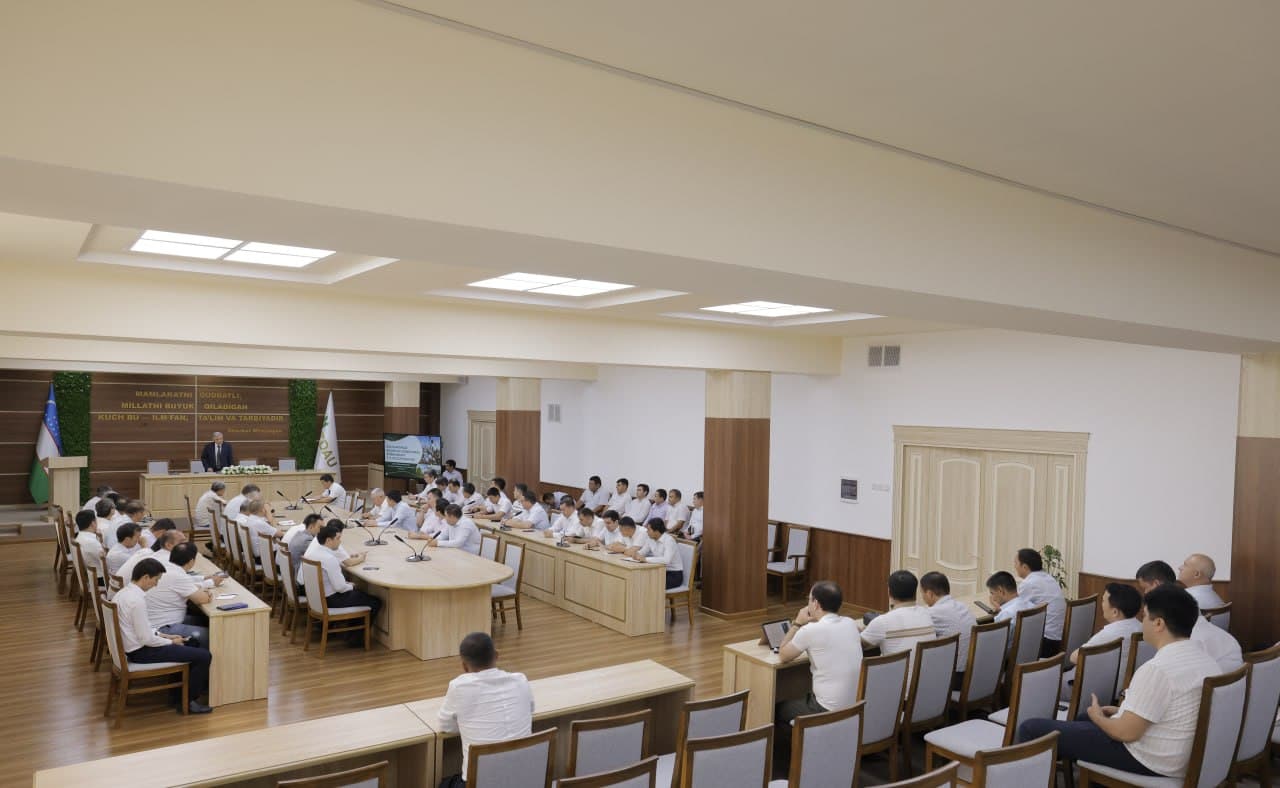 Kasbiy ma’rifat soati: paxtachilikda yuqori hosildorlikka erishishning 8 ta asosiy qonuni muhokama qilindi
