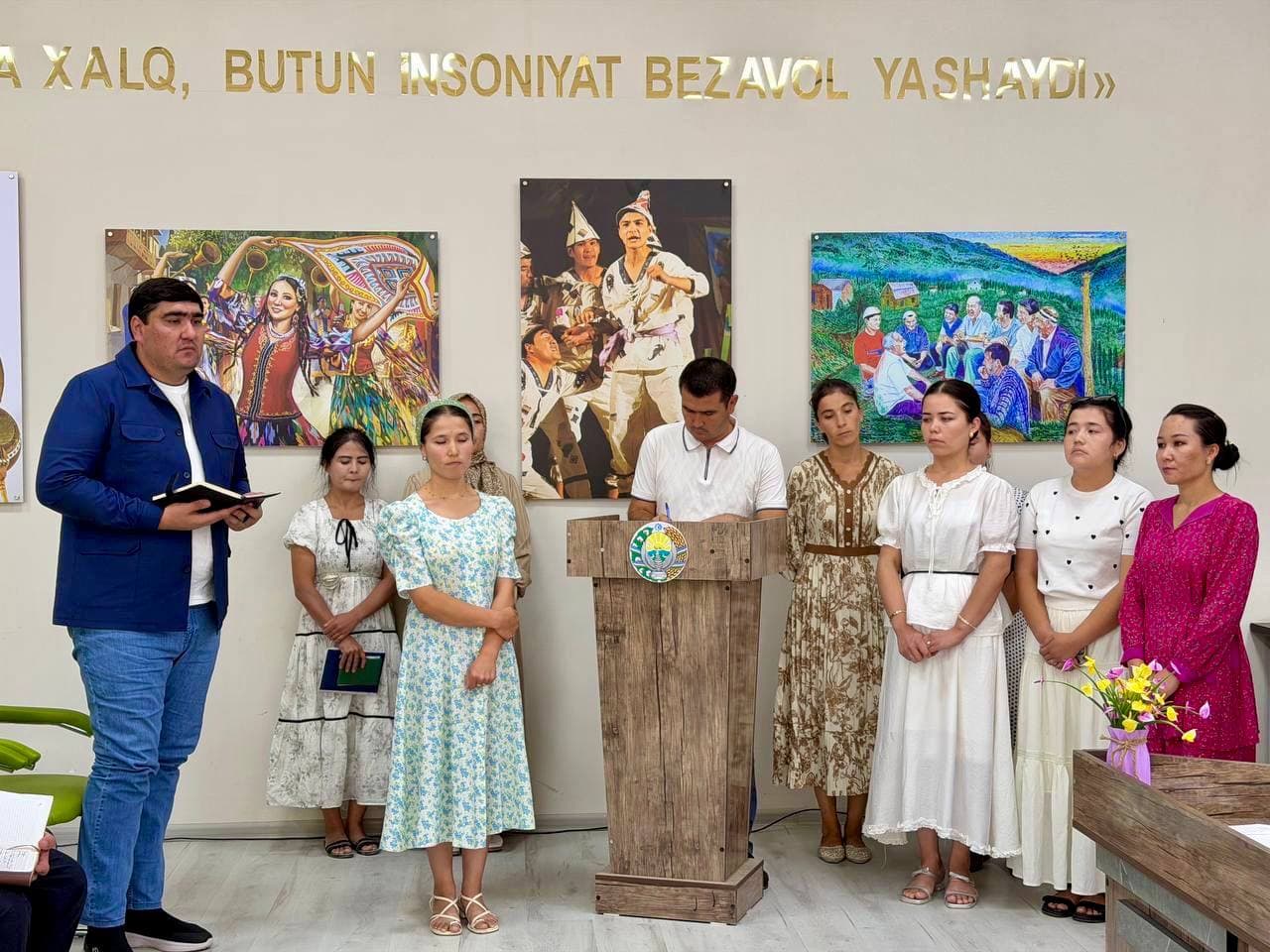 Qamashi tumanida bitiruvchi yoshlar ishtirokida “Rahbar va yoshlar” ochiq muloqoti tashkil etildi
