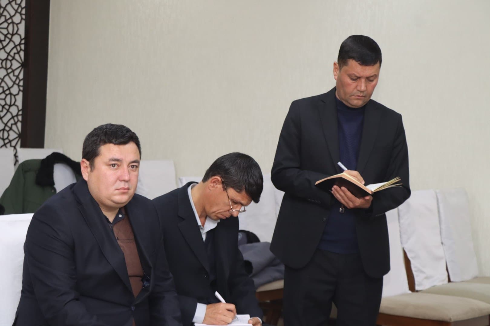 Kasbi tumani hokimi chet eldagi yoshlar bilan onlayn muloqot olib bordi