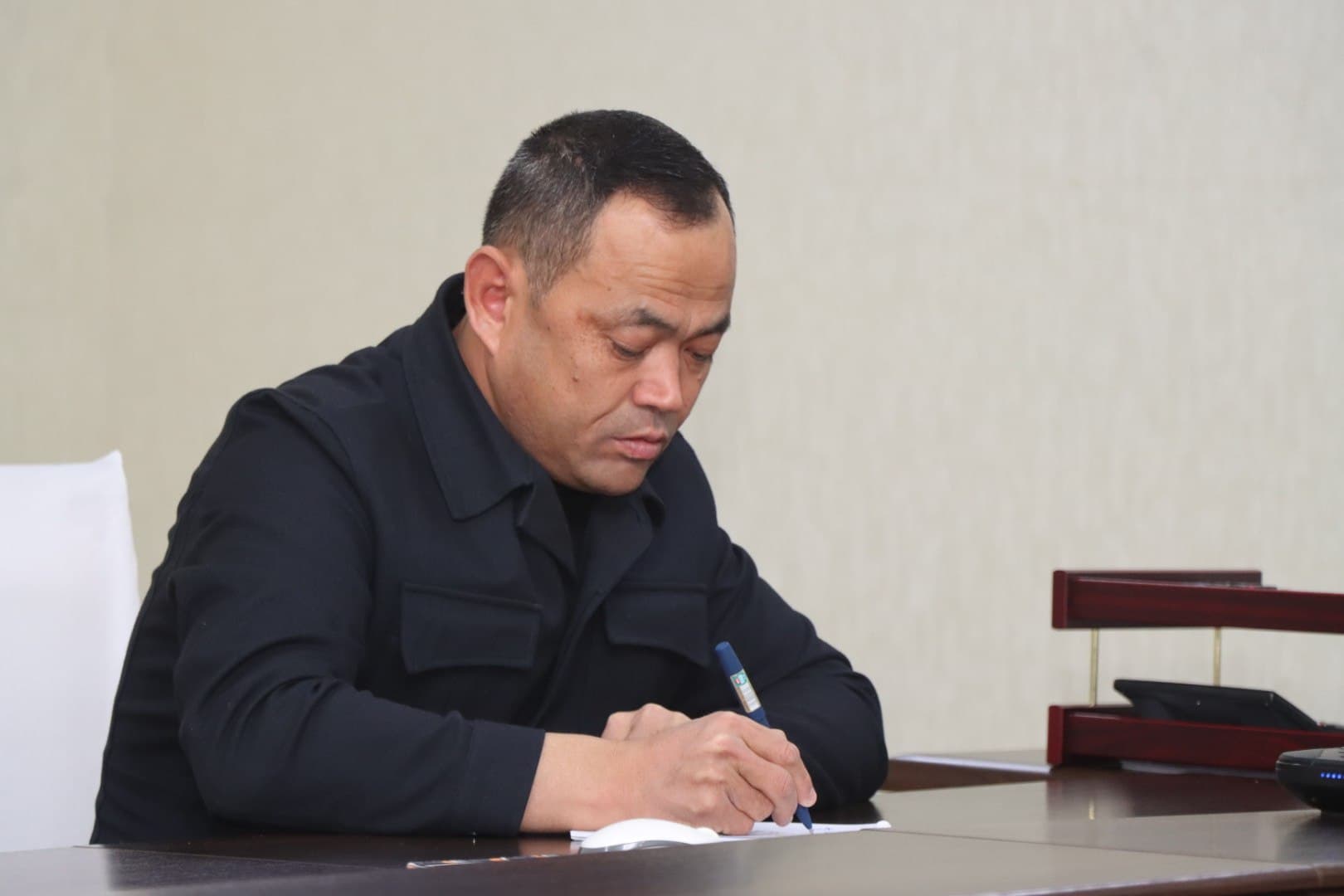 Kasbi tumani hokimi chet eldagi yoshlar bilan onlayn muloqot olib bordi