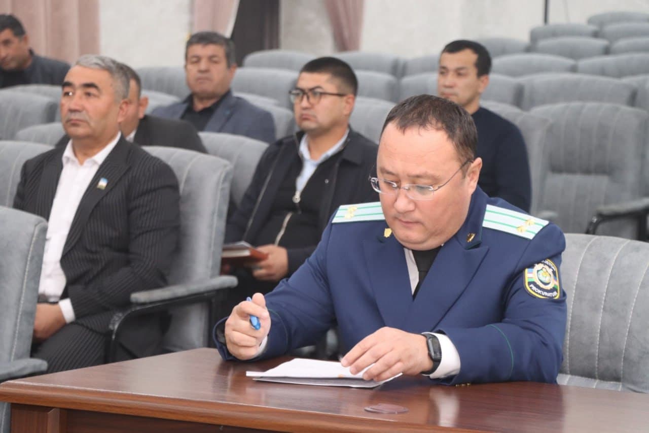 Kasbi tumanida aksilkorrupsiya oyligi doirasida “Ochiq eshiklar kuni” o‘tkazildi