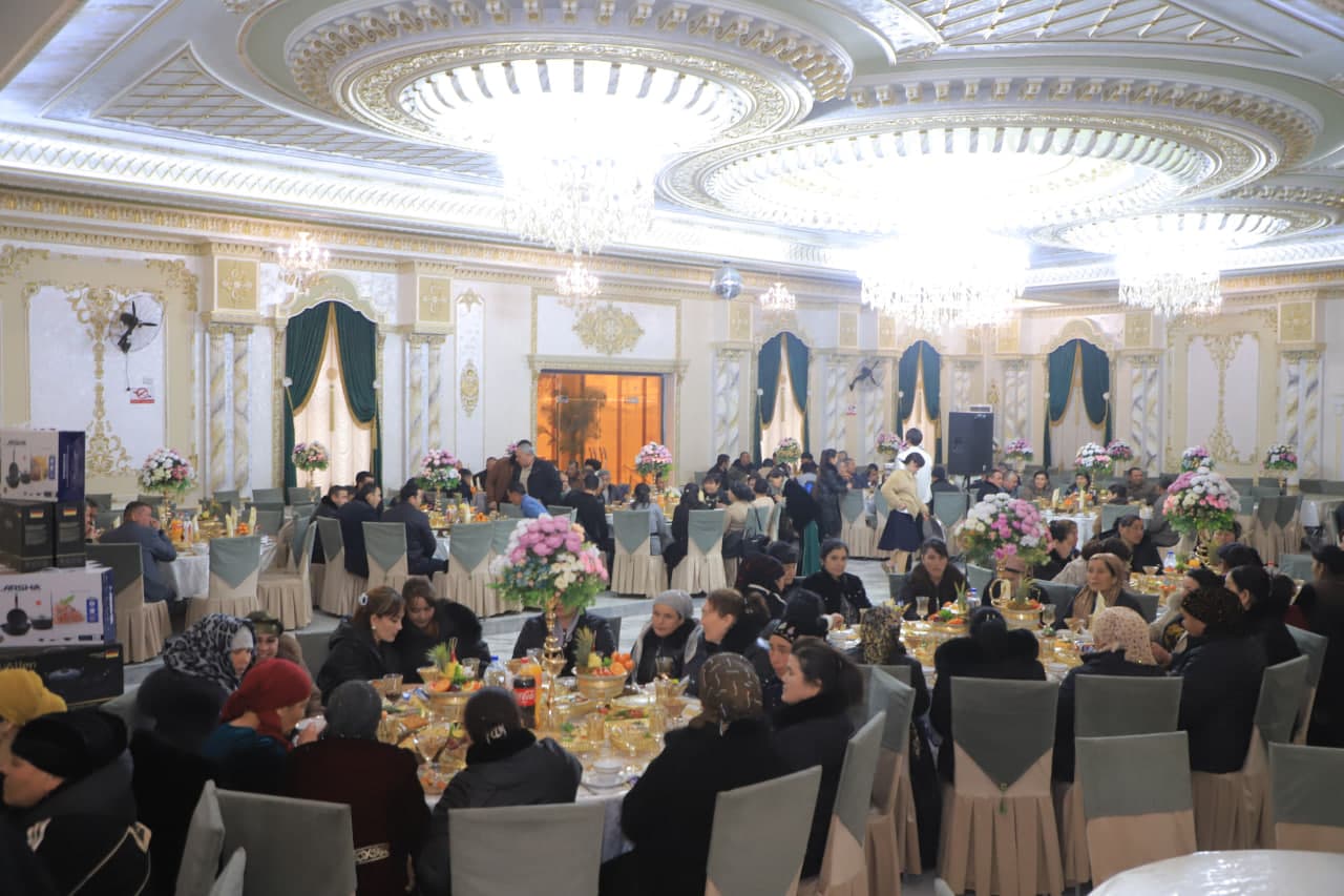 Obodonlashtirish xodimlari uchun bayram tadbiri o‘tkazildi