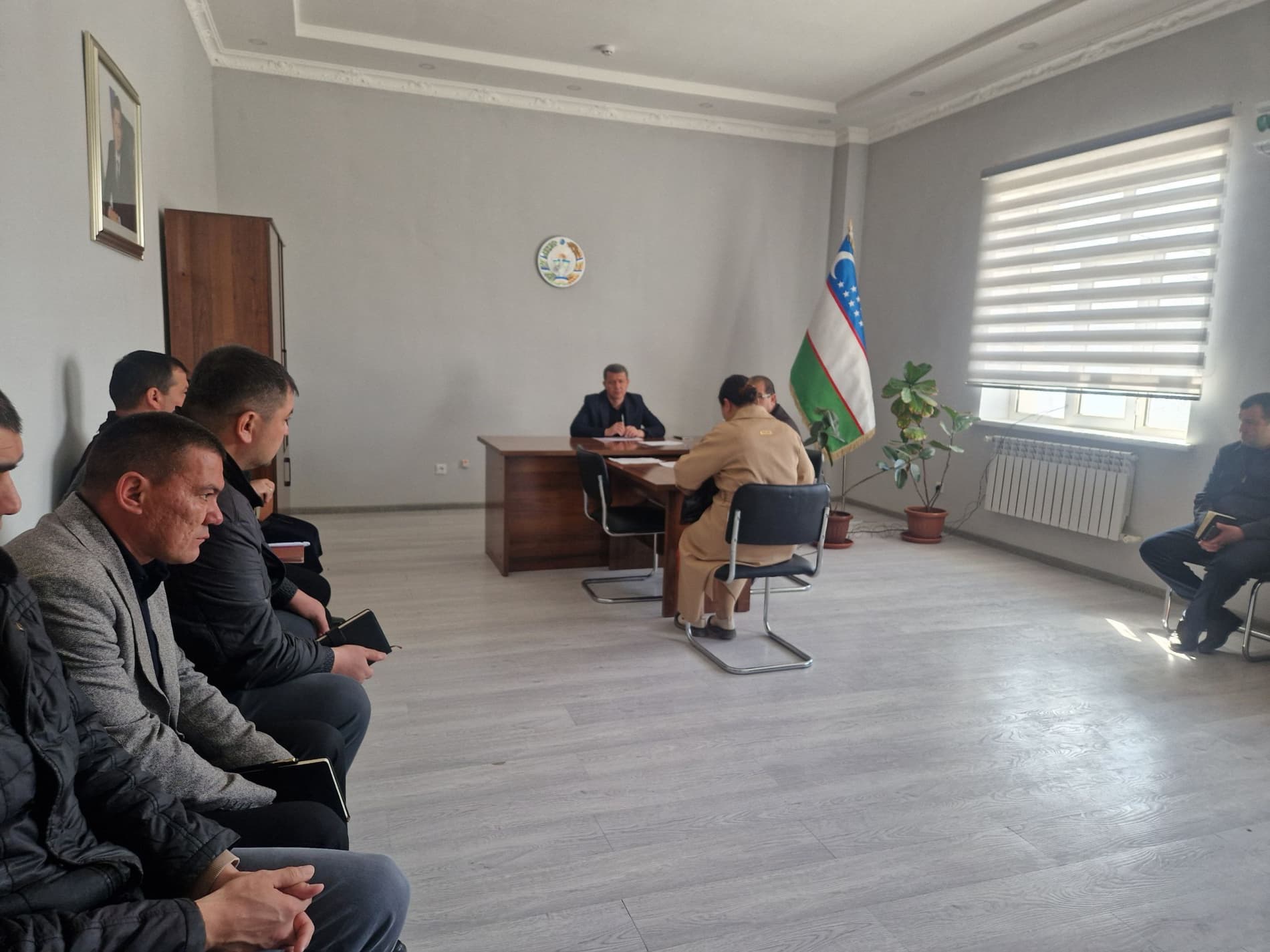 Bugun Tuproqqal'a tumani hokimi Akmal Jimalyazov tomonidan Xalq qabulxonasida navbatdagi fuqarolar qabuli o‘tkazildi.