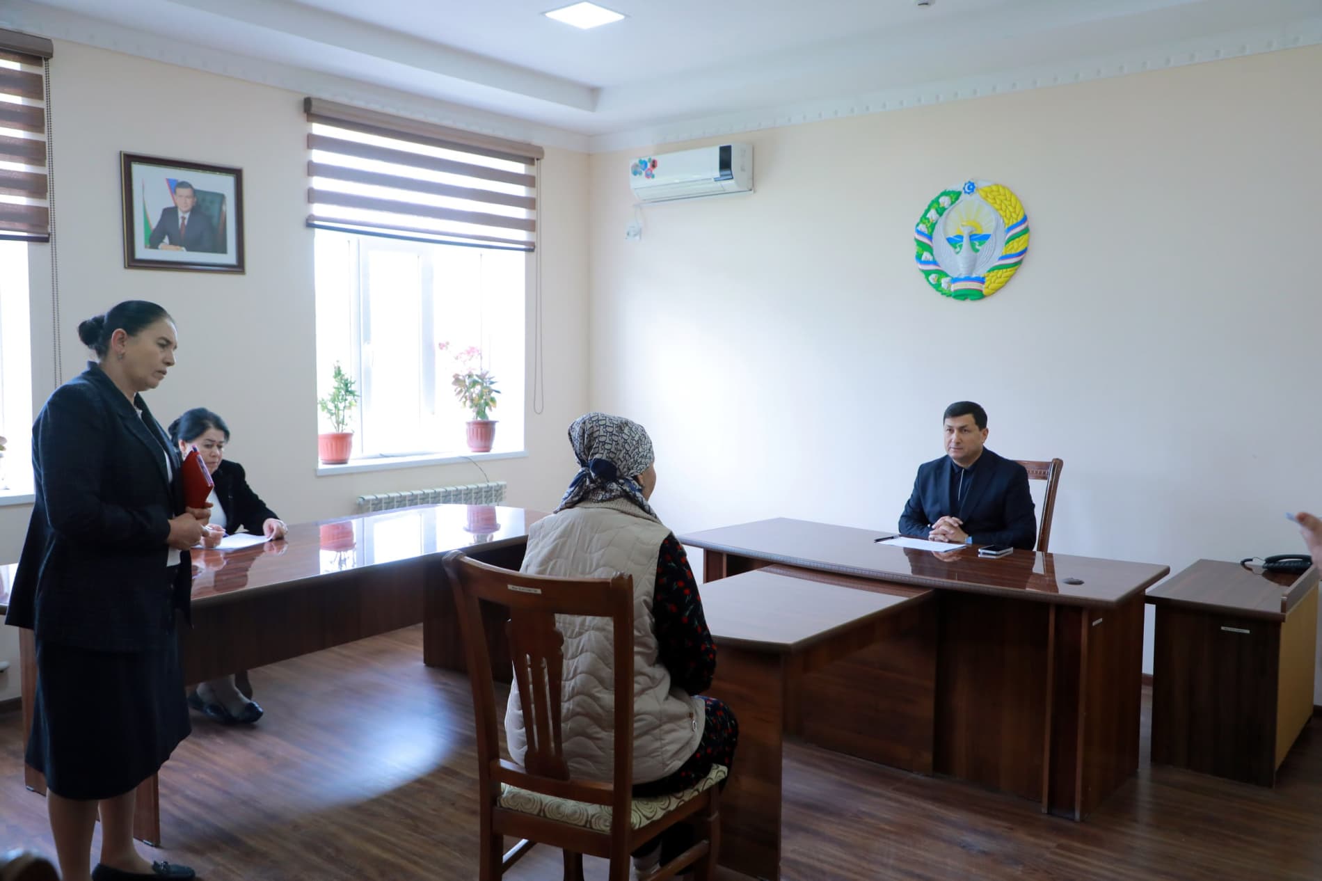 Bugun tuman hokimi Ulug‘bek Davlatovning navbatdagi fuqarolar qabuli o‘tkazildi.