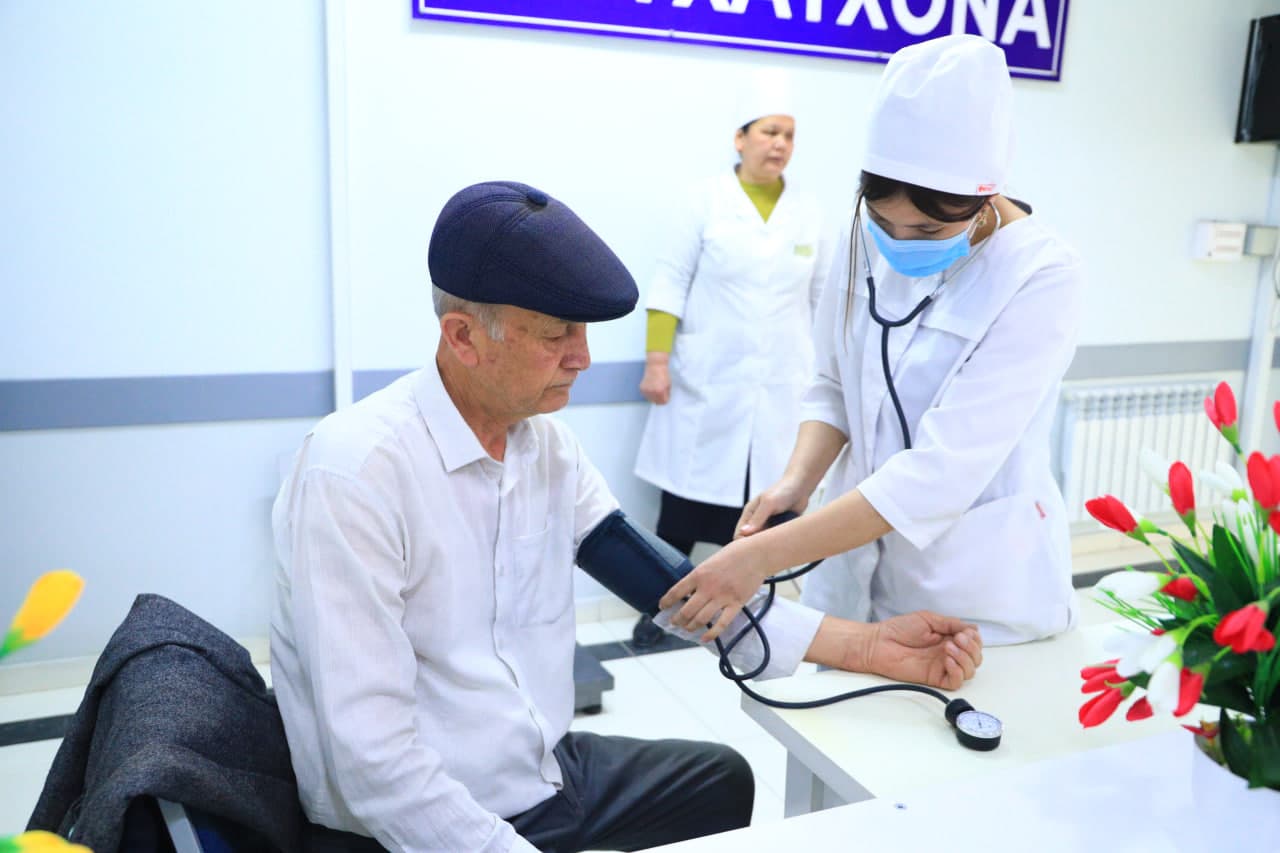 Tuman hokimligi xodimlari tibbiy ko‘rikdan o‘tkazildi