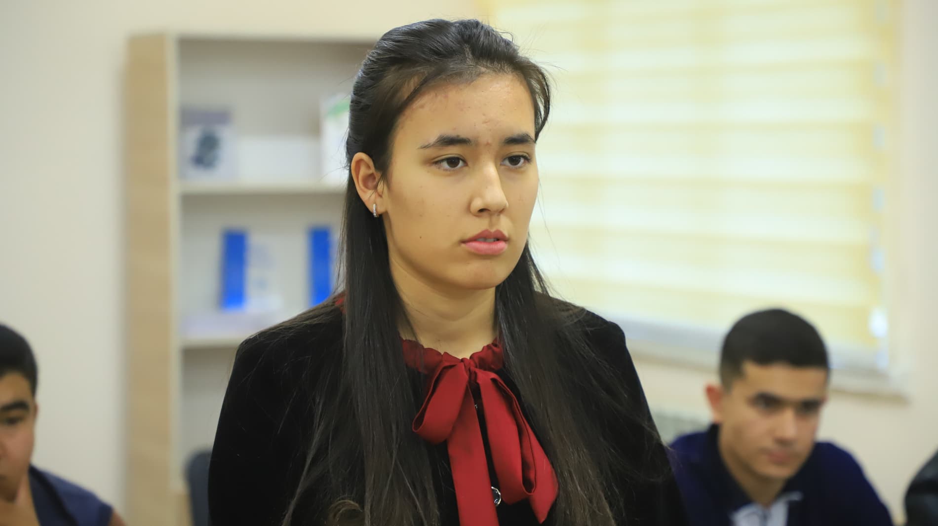 Раҳбар вa ёшлар учрашуви