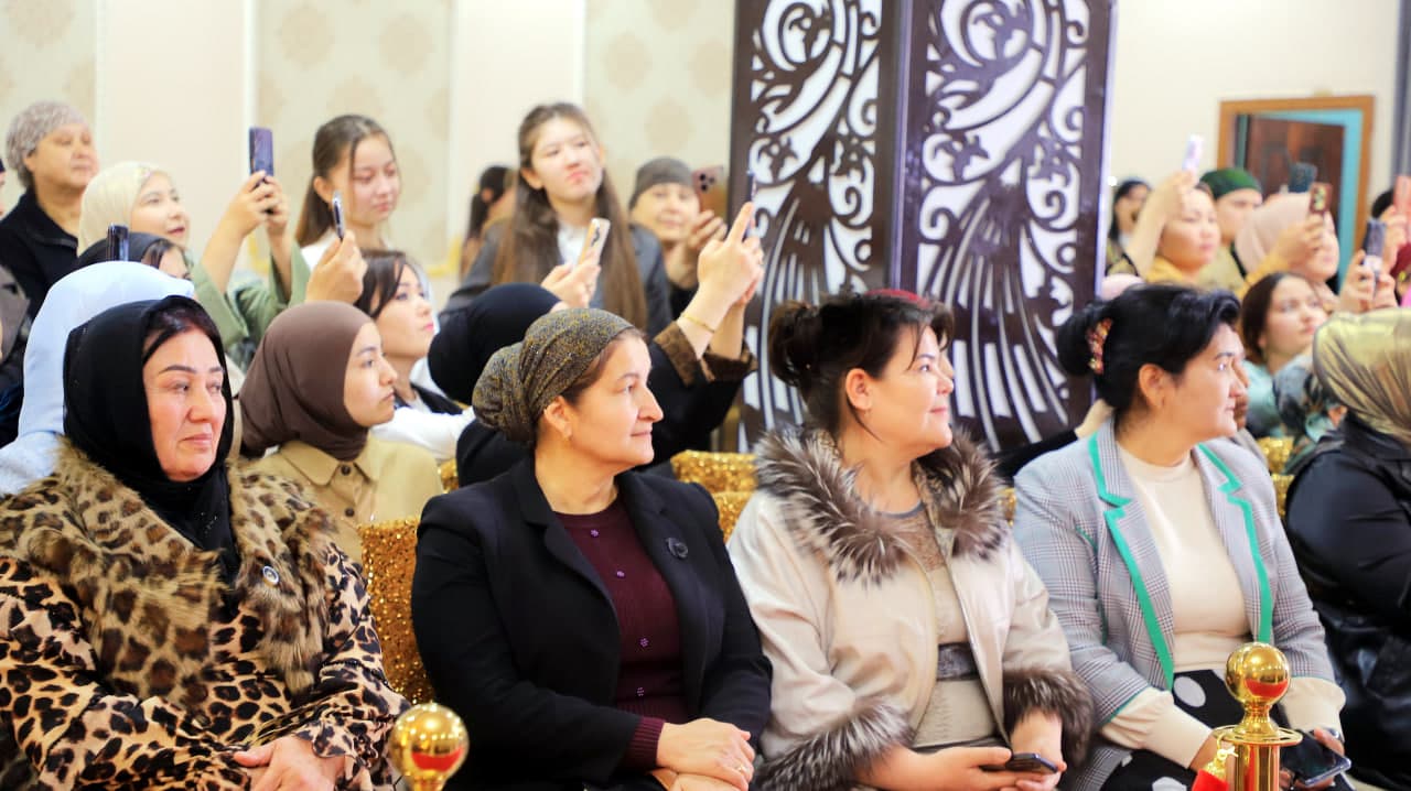 “Ayollar daftari”dan modalar podiumiga: Dilnoza Tohirova rahbarligidagi “DT ACADEMY”ning ikki yillik zafarli yo‘li