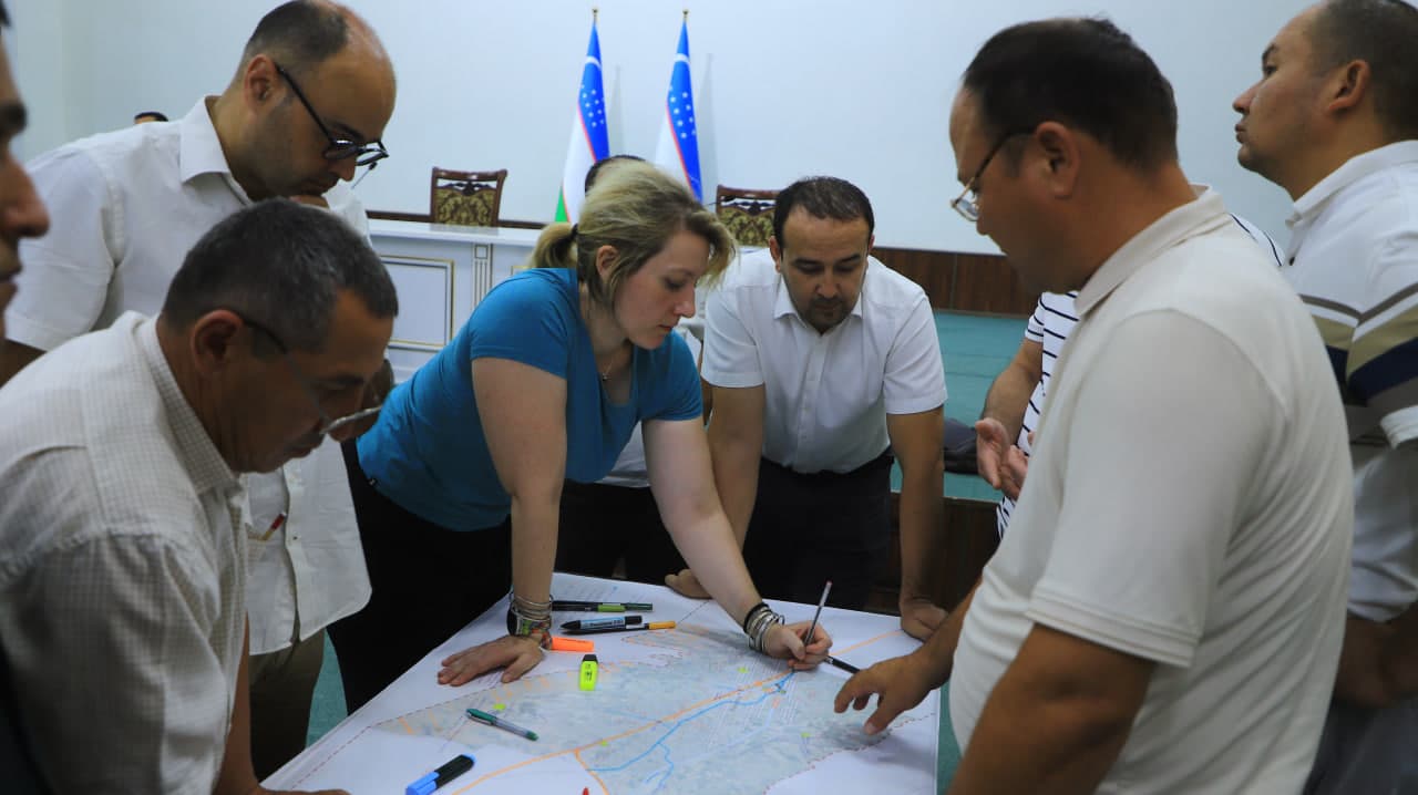 Hazorasp tumanida xalqaro ekspertlar bilan hamkorlikda yangi rivojlanish strategiyasi shakllantirilmoqda