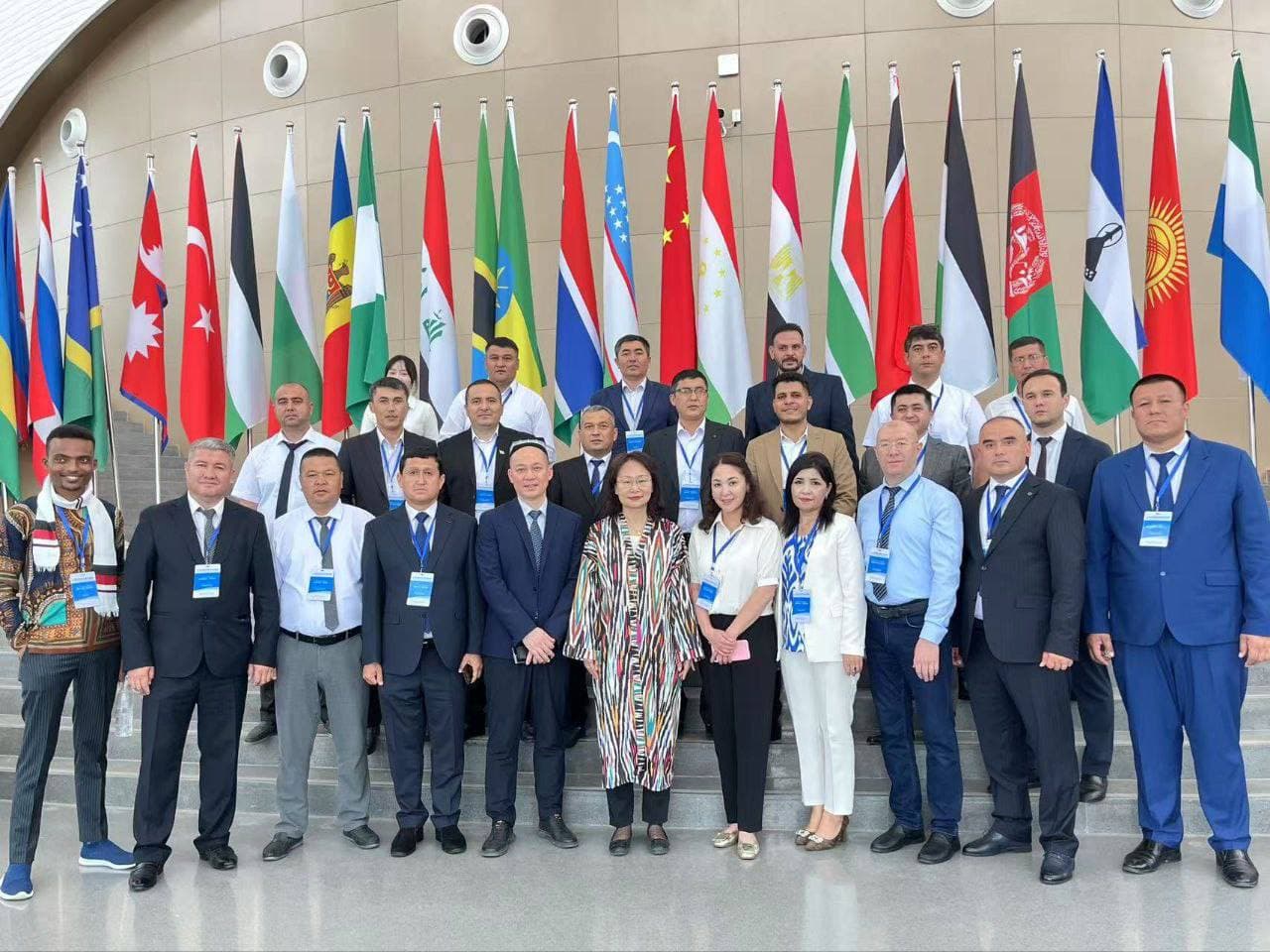 Urganch tumanida faoliyat yurituvchi hokim yordamchisi Xitoyda