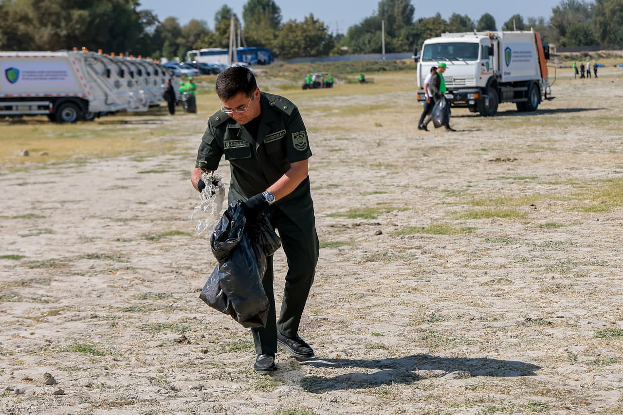 “World cleanup day”: respublikamiz hududlari jami 55,7 tonna chiqindilardan tozalandi