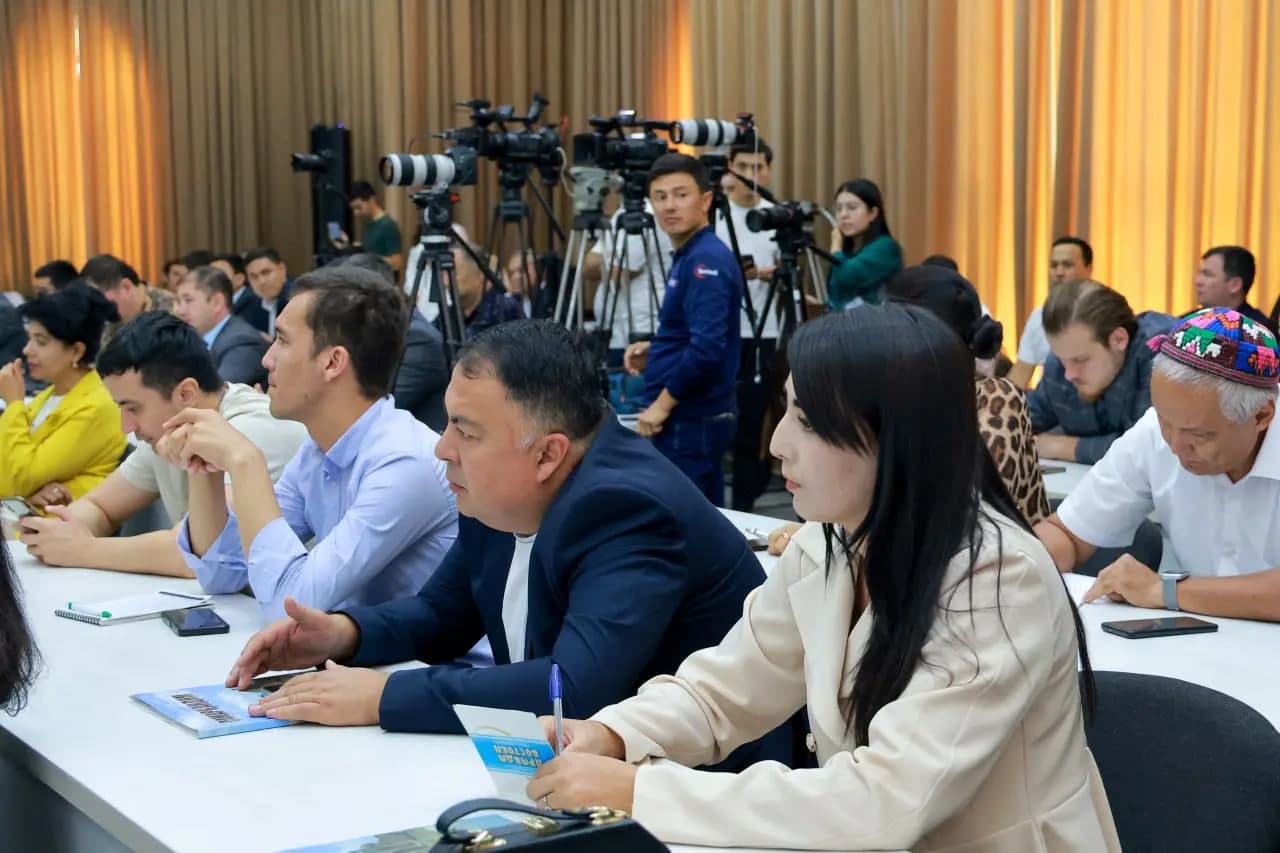 Press Conference on Ongoing Efforts in Ecology, Environmental Protection, and Climate Change Held
