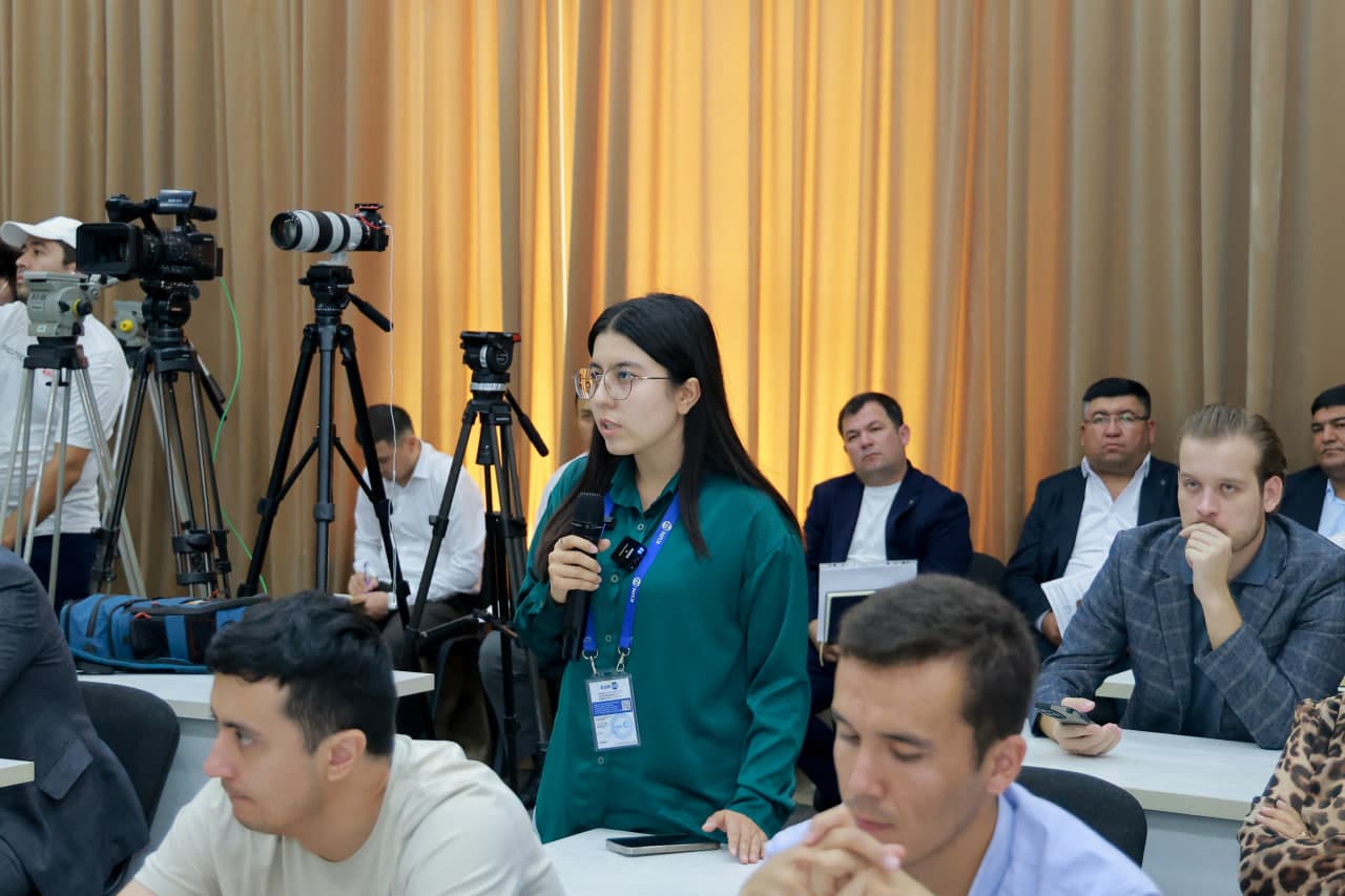 Press Conference on Ongoing Efforts in Ecology, Environmental Protection, and Climate Change Held