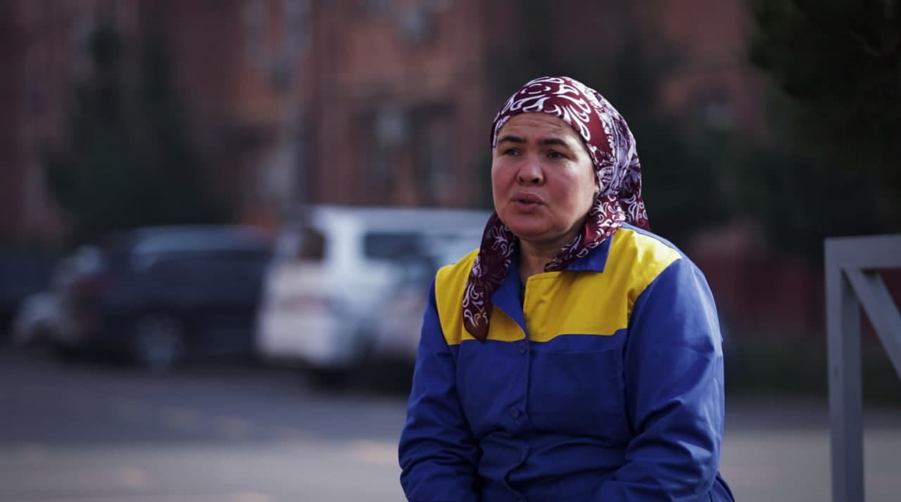 Tozalik posbonining bir kuni: “Musorchi emas, tozalovchi deb qarashlarini xohlayman”