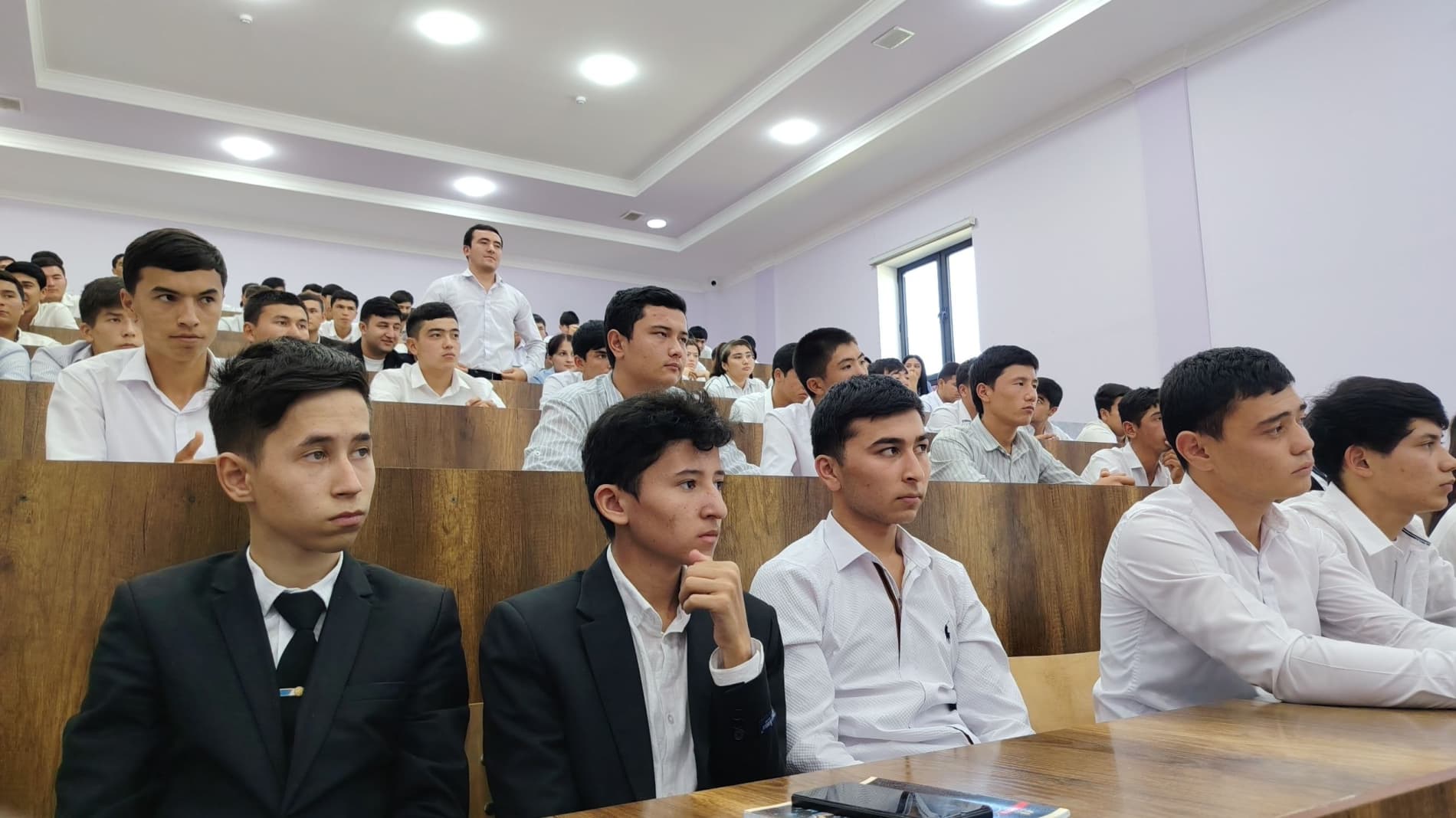 Jizzaxda “Toza shahar” mavzusida seminar o‘tkazildi