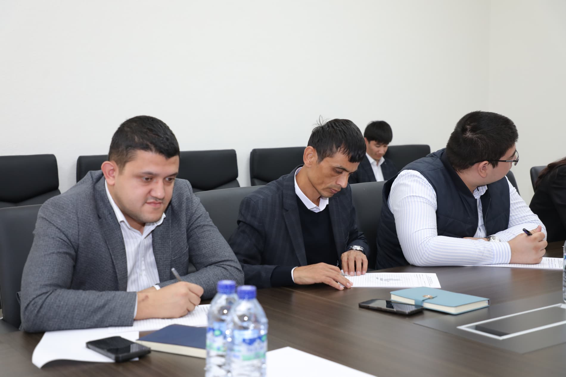 Davlat tiliga e’tibor: Agentlikda ommaviy diktant tashkil etildi