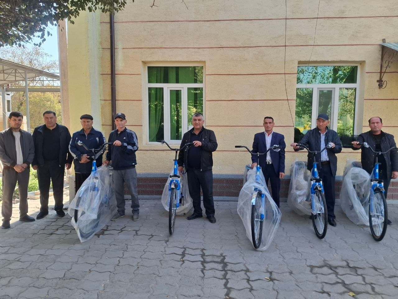 Respublika böylab 100 nafar tozalik posboniga velosipedlar topşirildi