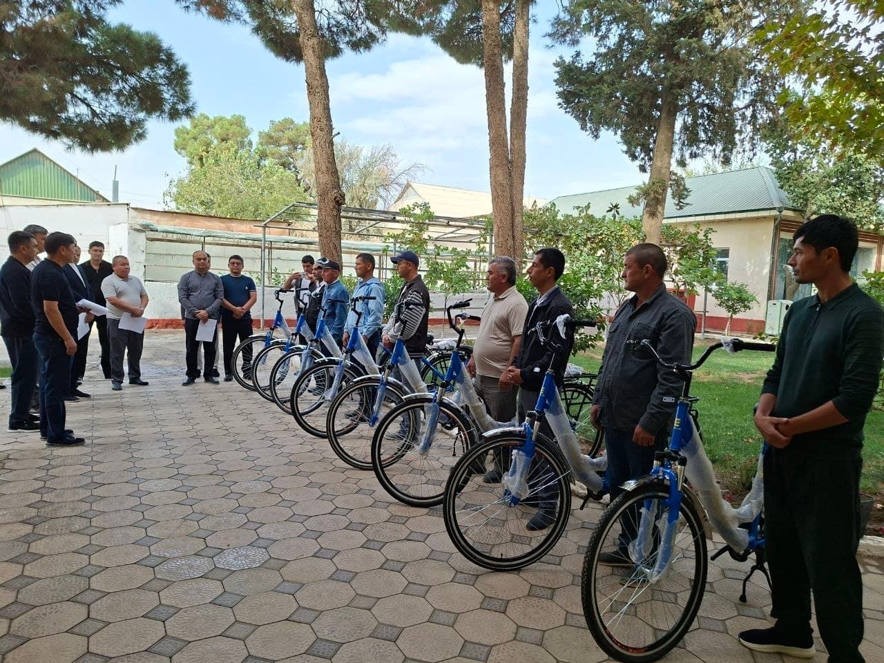Respublika böylab 100 nafar tozalik posboniga velosipedlar topşirildi