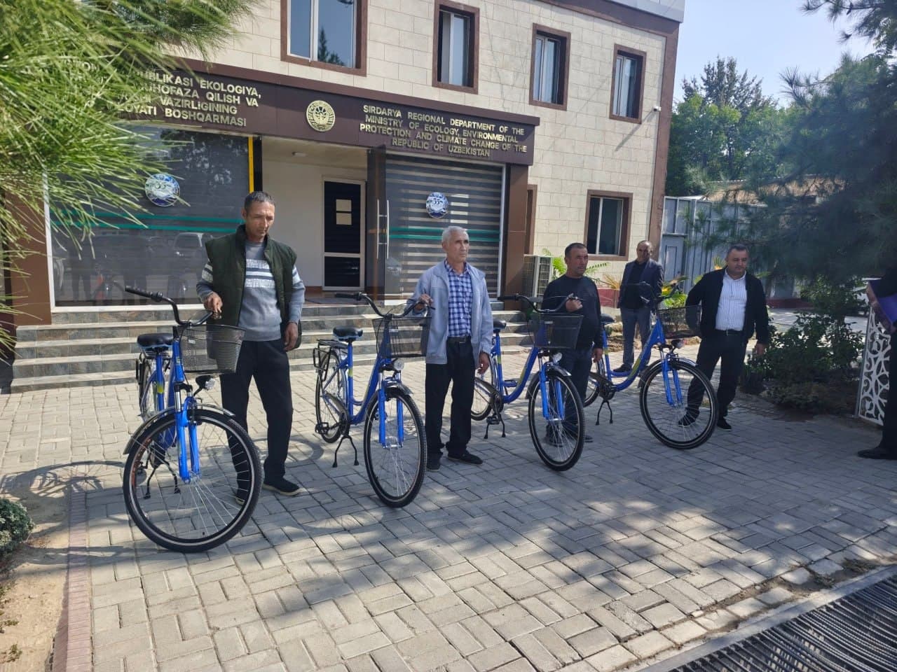 Respublika böylab 100 nafar tozalik posboniga velosipedlar topşirildi