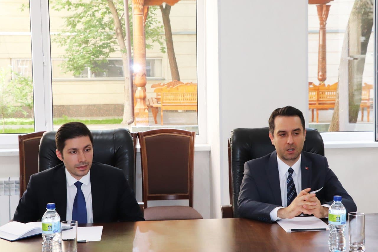 ТУРКИЯ ЭЛЧИСИ БИЛАН УЧРАШУВ ЎТКАЗИЛДИ