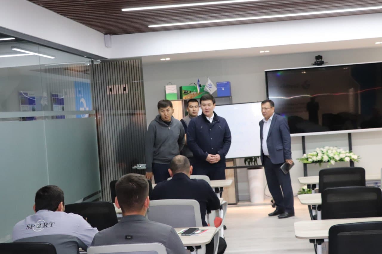 QOZOG‘ISTON DELEGATSIYASI “SUVCHILAR MAKTABI” FAOLIYATI BILAN TANISHDI