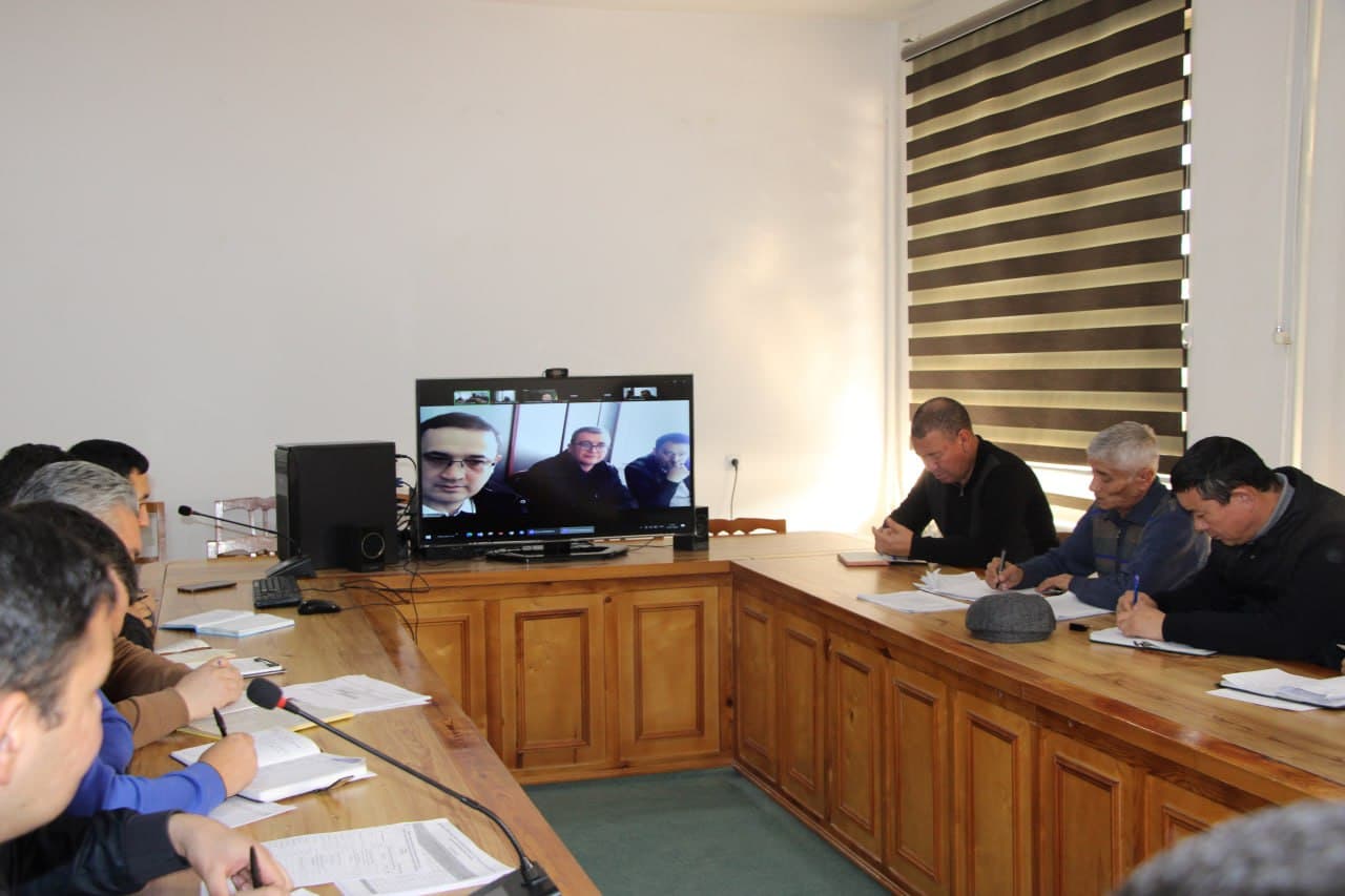 MUAMMOLAR OCHIQ AYTILDI, SUSTKASHLIK KESKIN TANQID QILINDI