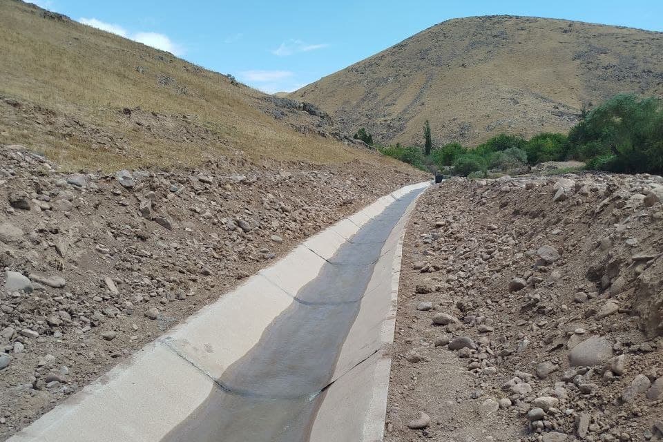 Ohangaronda ichki ariqlar betonlanib, suv yetkazib berish samaradorligi oshirildi