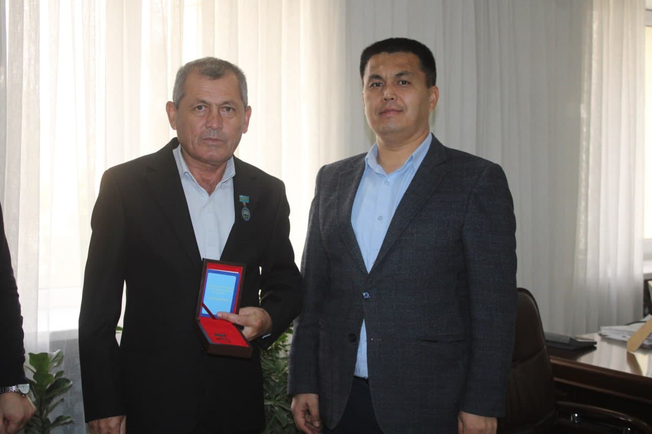 Награждены отличники водного хозяйства Навоийской области