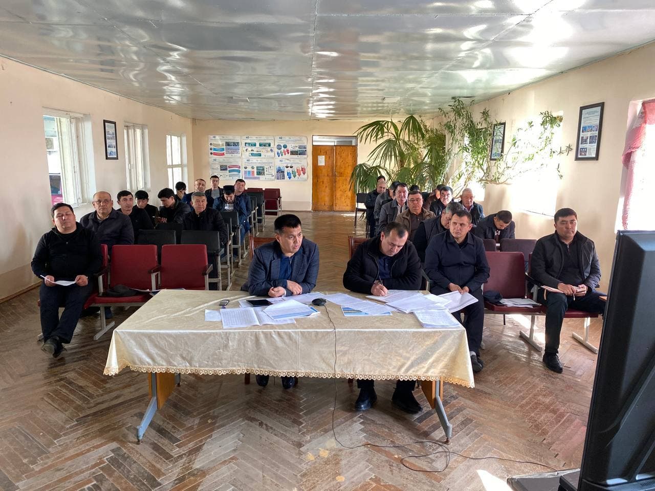 Учебный семинар на основе "трех систем" в Каршинском районе