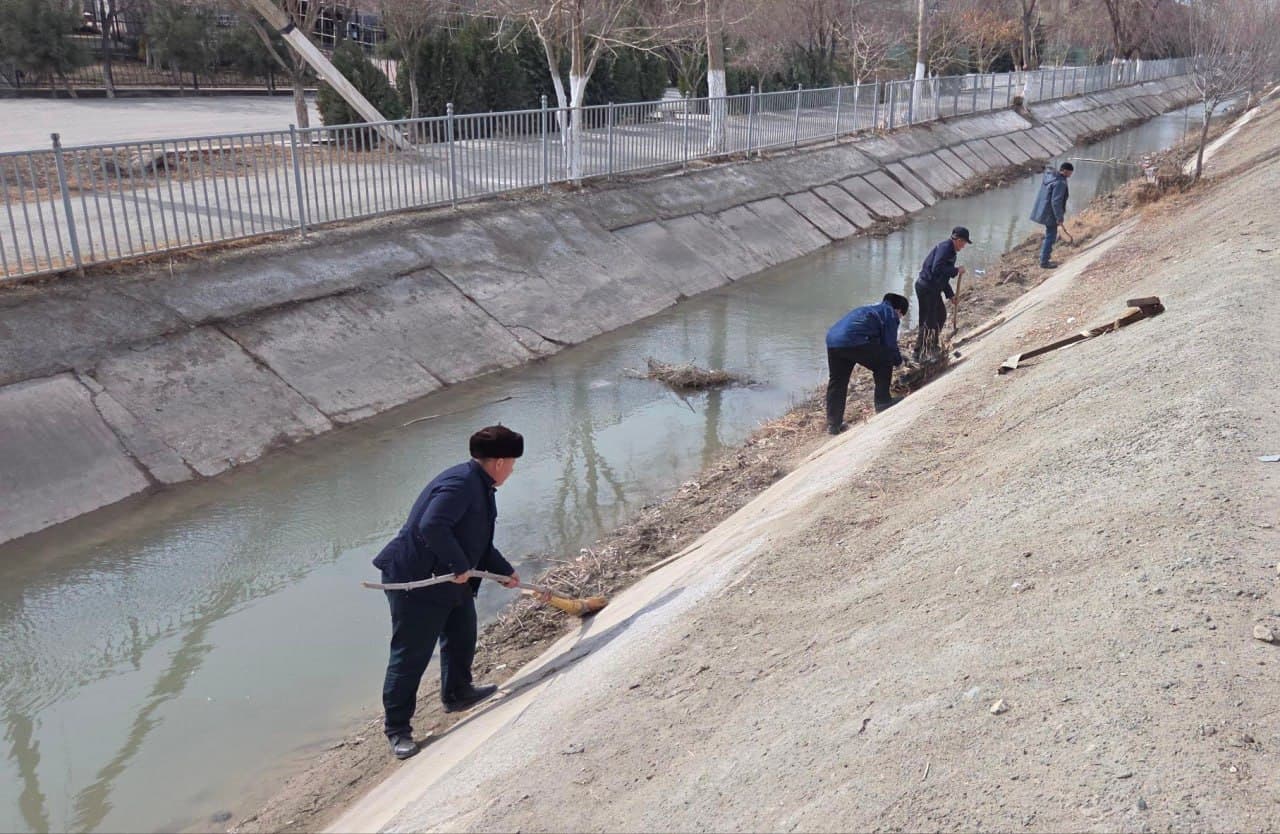 Хашар и благоустроительные работы на канале "Дустлик ёп"