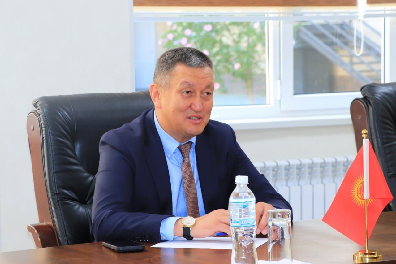 Qirg‘iz Respublikasi Suv resurslari xizmati direktori bilan uchrashuv o‘tkazildi