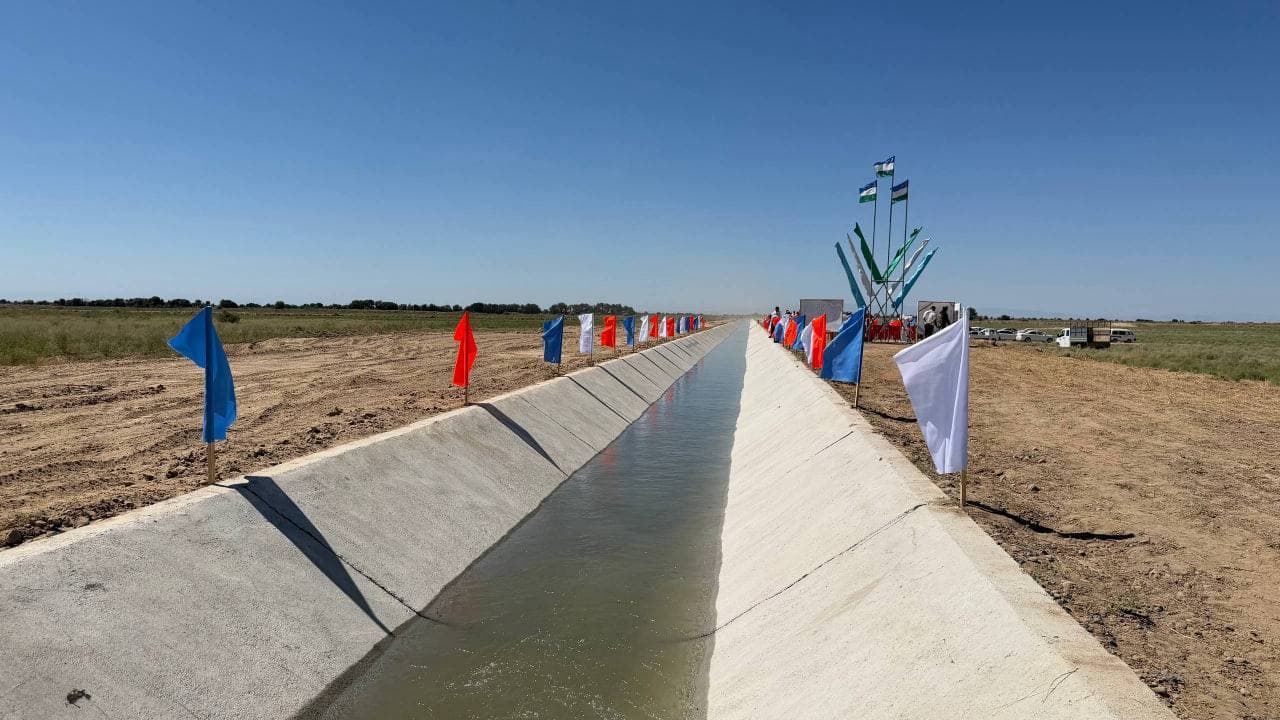 Mirzacho‘lda 1 200 gektar yerning suv ta’minotini yaxshilaydigan kanal foydalanishga topshirildi