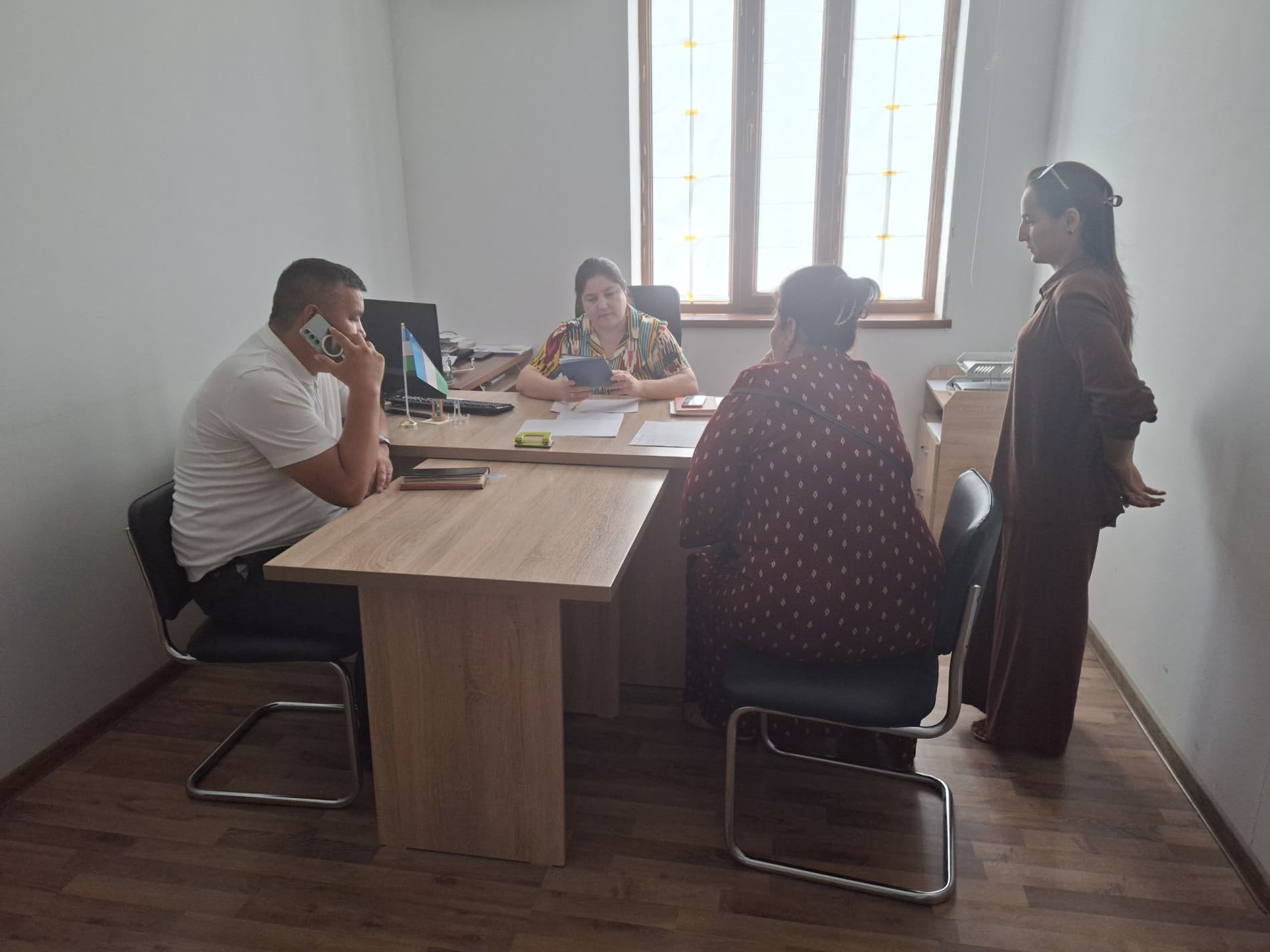 Shahar hokimining o‘rinbosari fuqarolarni shaxsiy qabul qildi