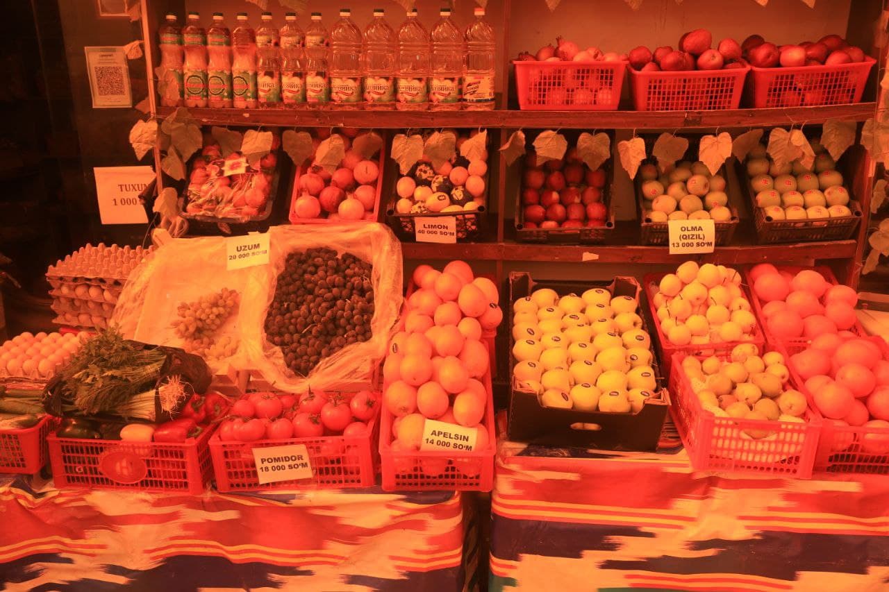 Урганч шаҳрида Рамазон ойи муносабати билан арзонлаштирилган озиқ-овқат ярмаркалари фаолияти йўлга қўйилган.