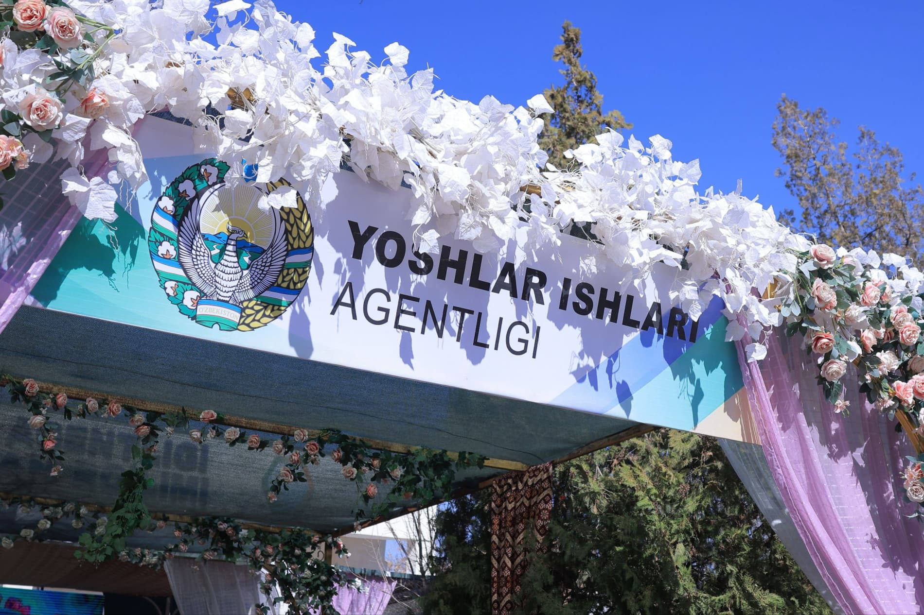 ✔️“Xorazm yoshlari milliylikni sevadi” shiori ostidagi yoshlar festivali doirasida Yangibozor tumanida ham ko‘tarinki ruhdagi tadbirlar bo‘lib o‘tdi.