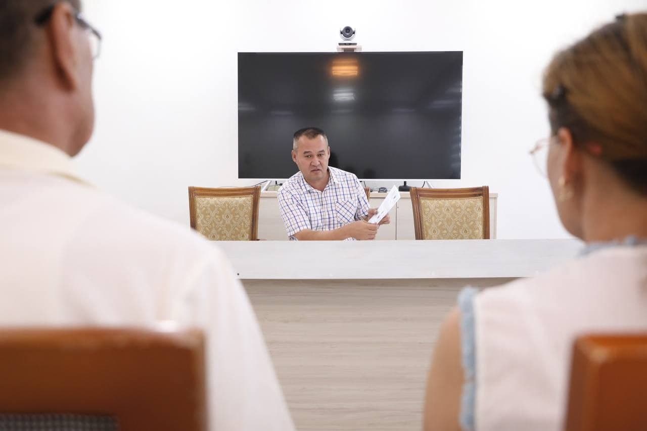 The Nukus city administration held a reception.