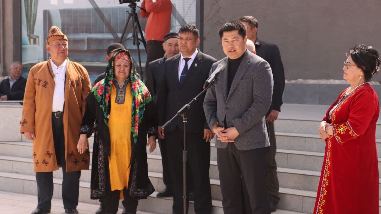 Nókis máhállelerinde Nawrız bayramı keń túrde belgilenbekte