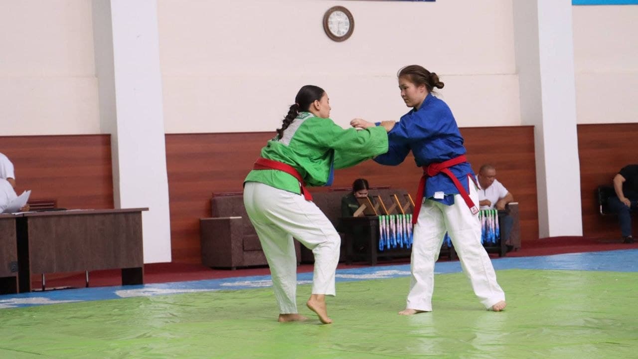 Ele olar jáhán chempionı boladı